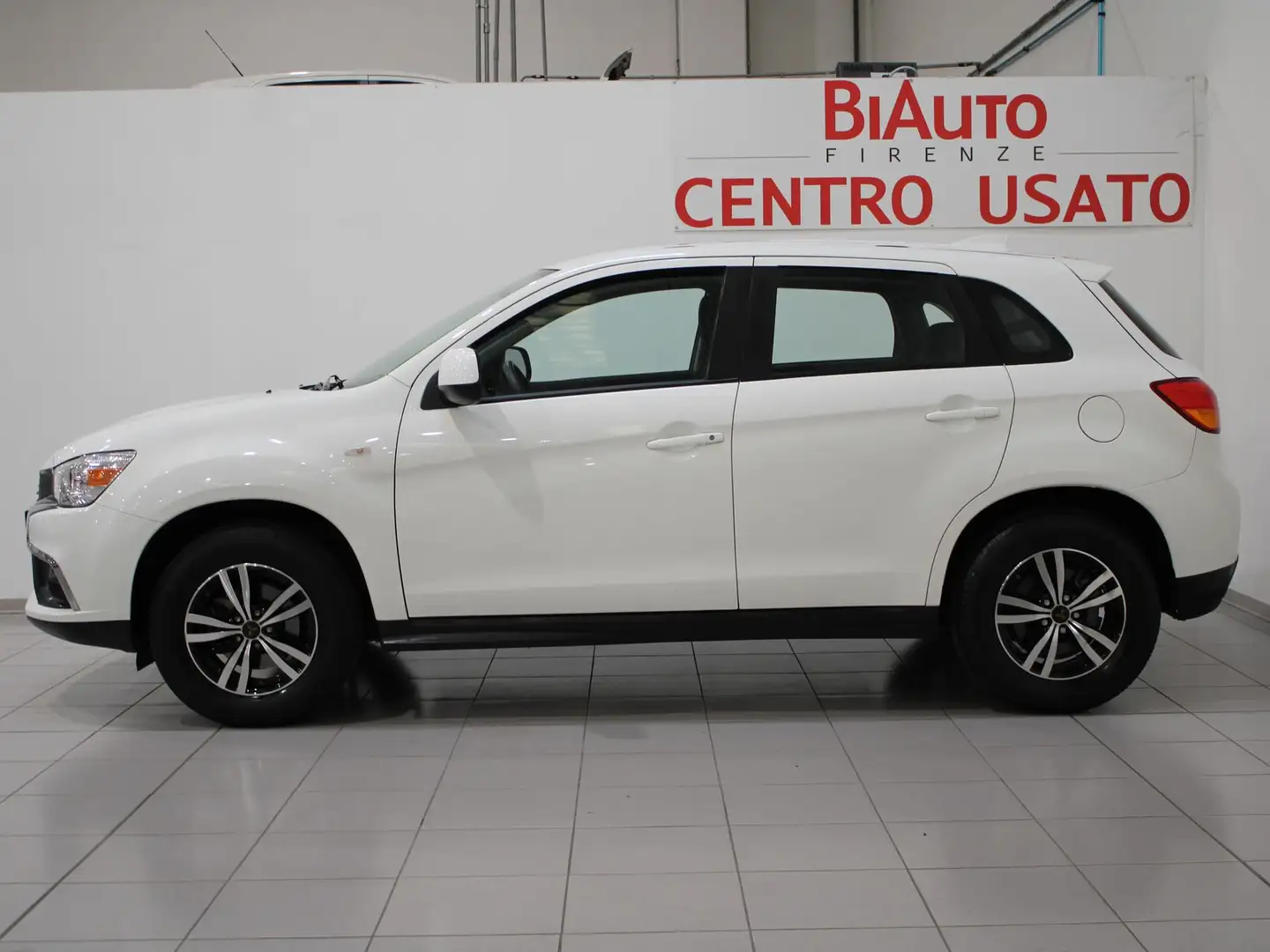 Mitsubishi ASX 1.6 DI-D 114 CV 2WD Inform Bianco - 2