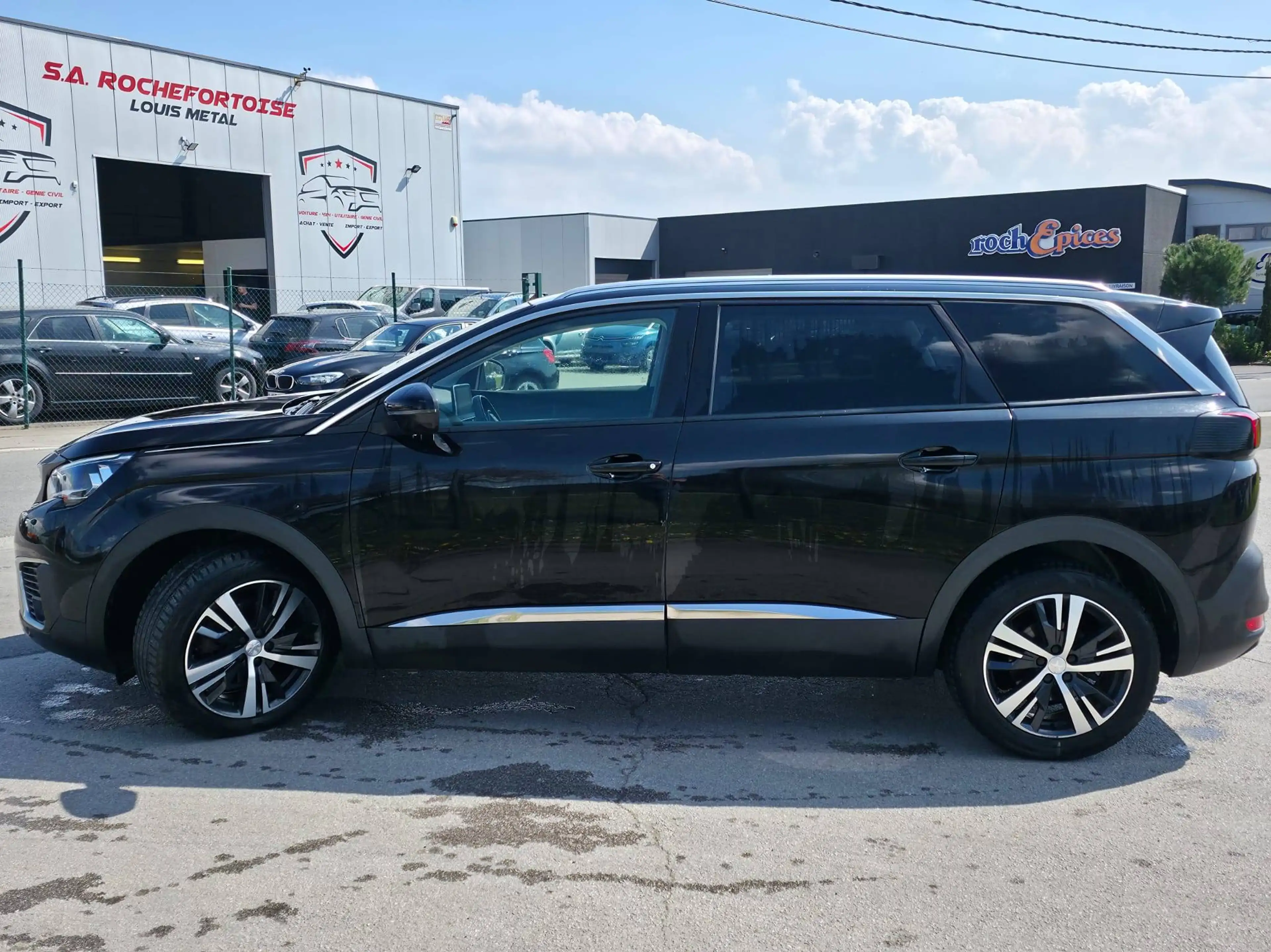 Peugeot 5008 5008 1.5 BlueHDi Allure * 7 Places * — photo 6