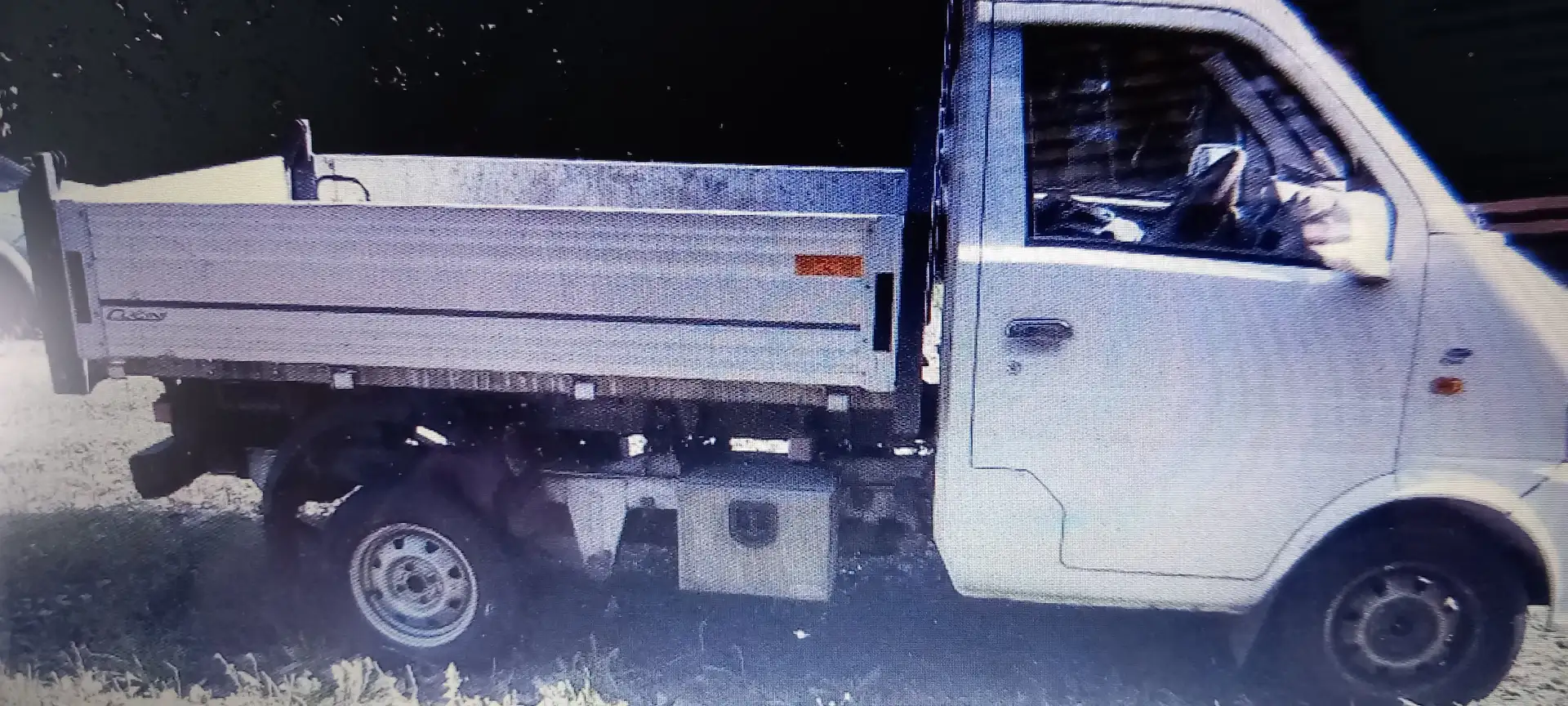 Piaggio VEM 4x4 gpl ribaltabile Bianco - 2