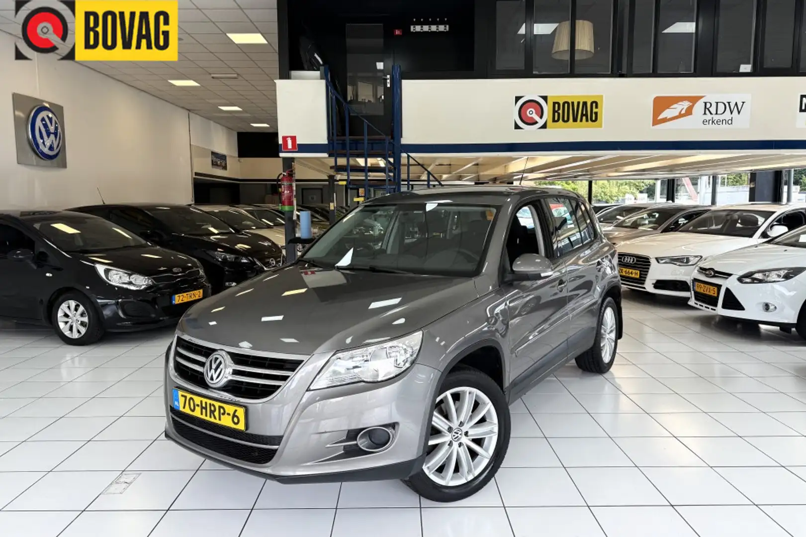 Volkswagen Tiguan 1.4 TSI Trend&Fun Bovag Garantie Grijs - 1
