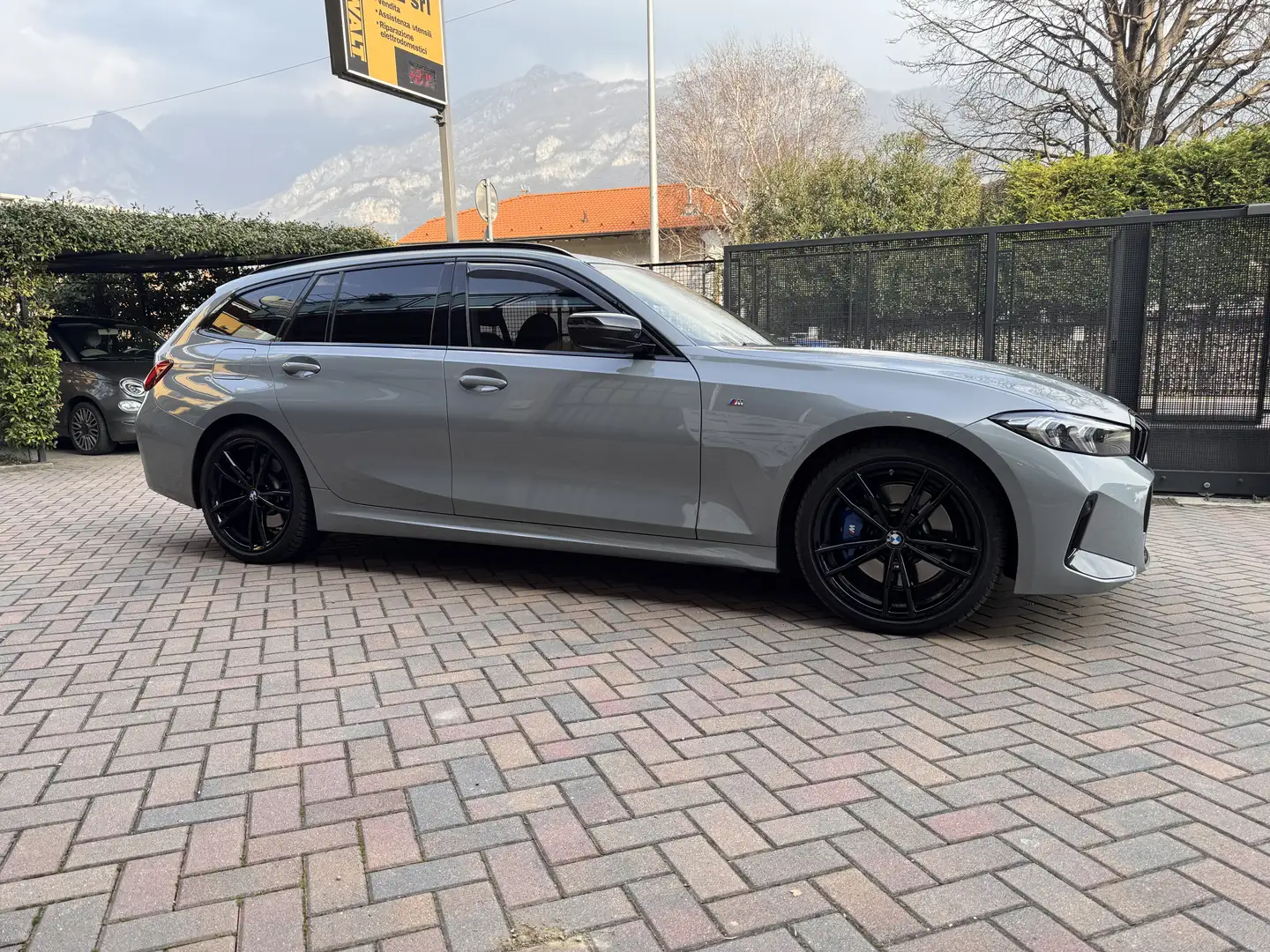 BMW 330 330d MHEV M SPORT TOURING-SUBENTRO NOLEGGIO- Grau - 1