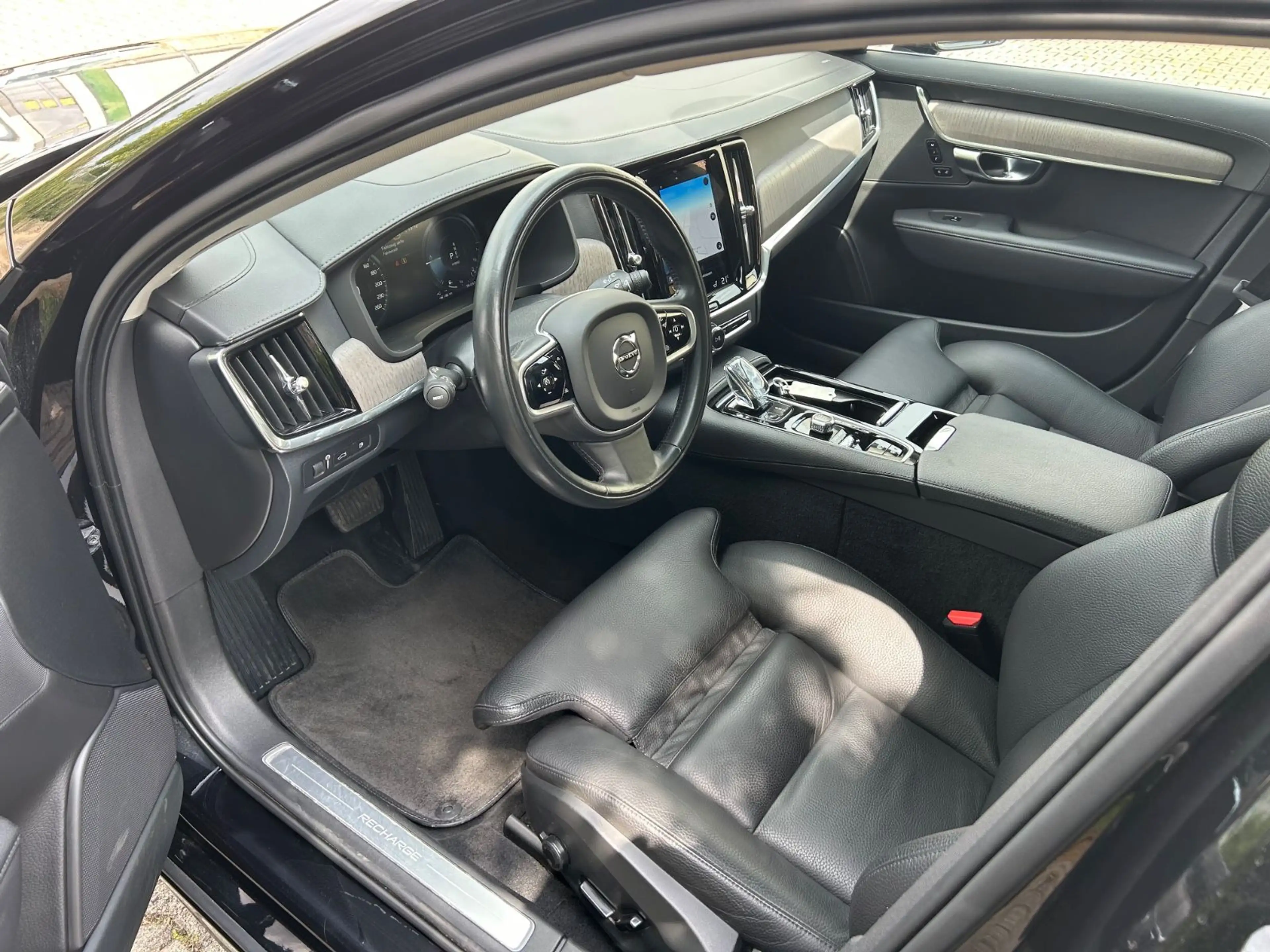 Volvo V90 Kombi Inscription Recharge Plug-In Hybrid AW — photo 11