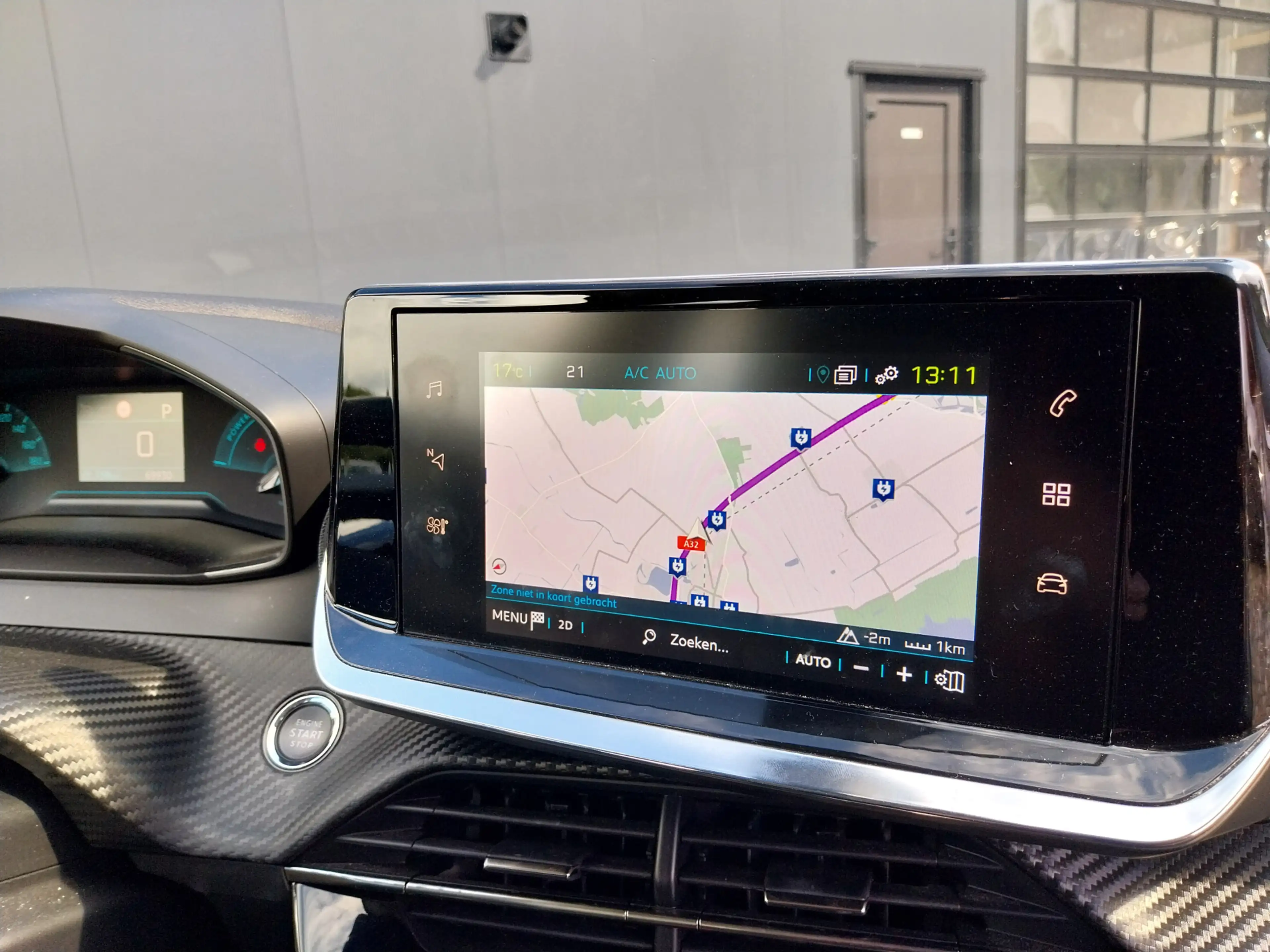 Peugeot e-2008 EV Active Pack 50 kWh 3 FASE LED NAVI CRUISE ECC — photo 12