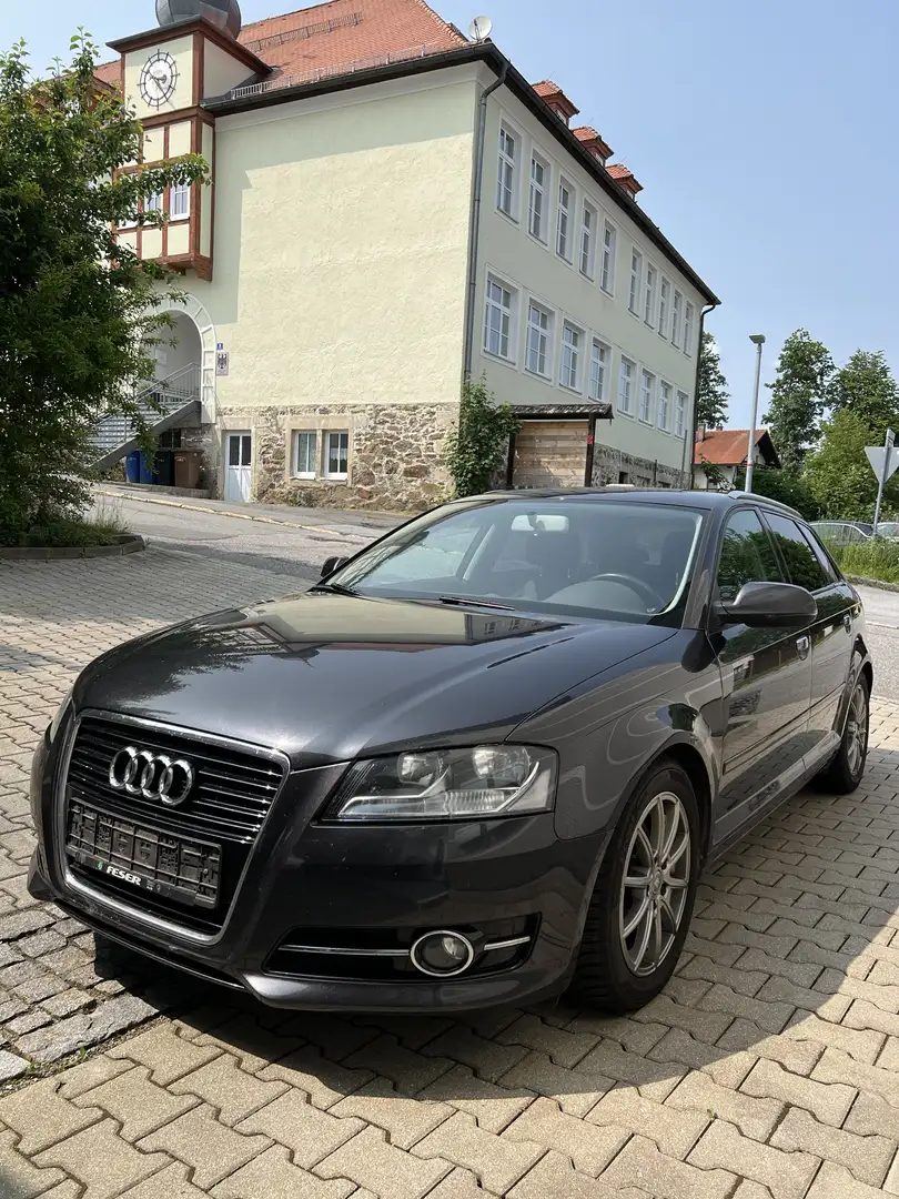 Audi A3 1.4 TFSI Attraction „nicht fahrbereit“ Grau - 1