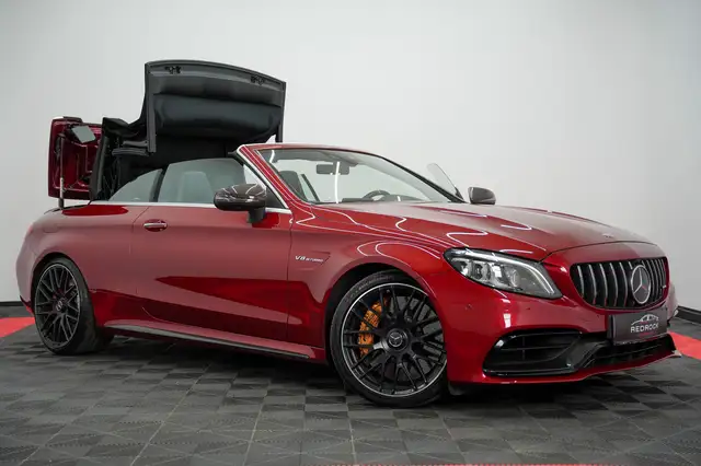 Mercedes-Benz C 63 Amg view 2