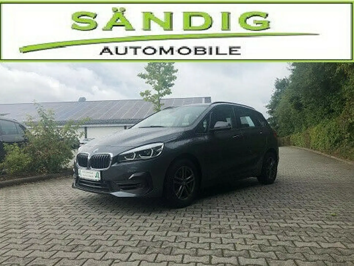 BMW 218 Grau - 1