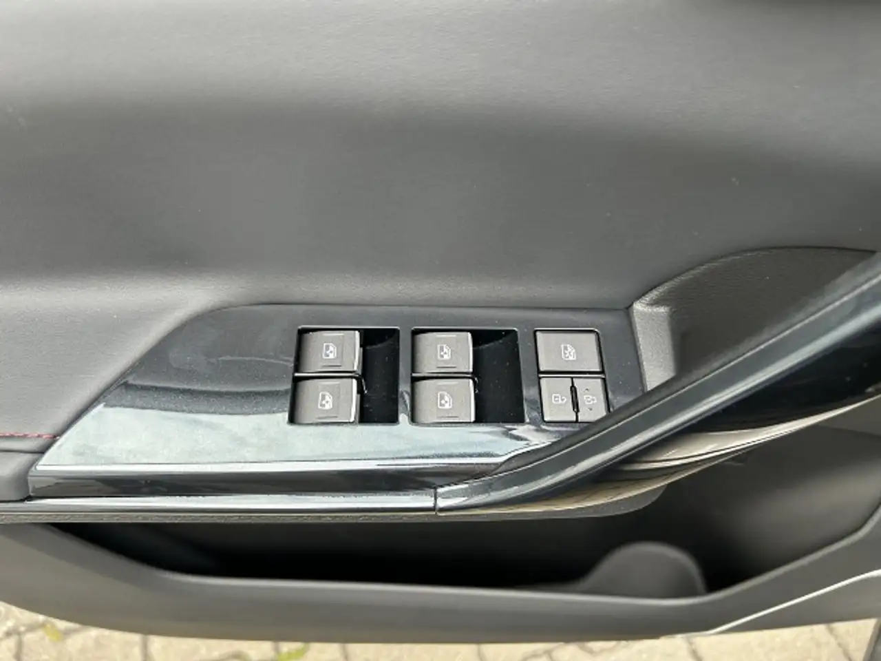 DFSK Sonstige Forthing 3 1.5 Turbo DFM — photo 13