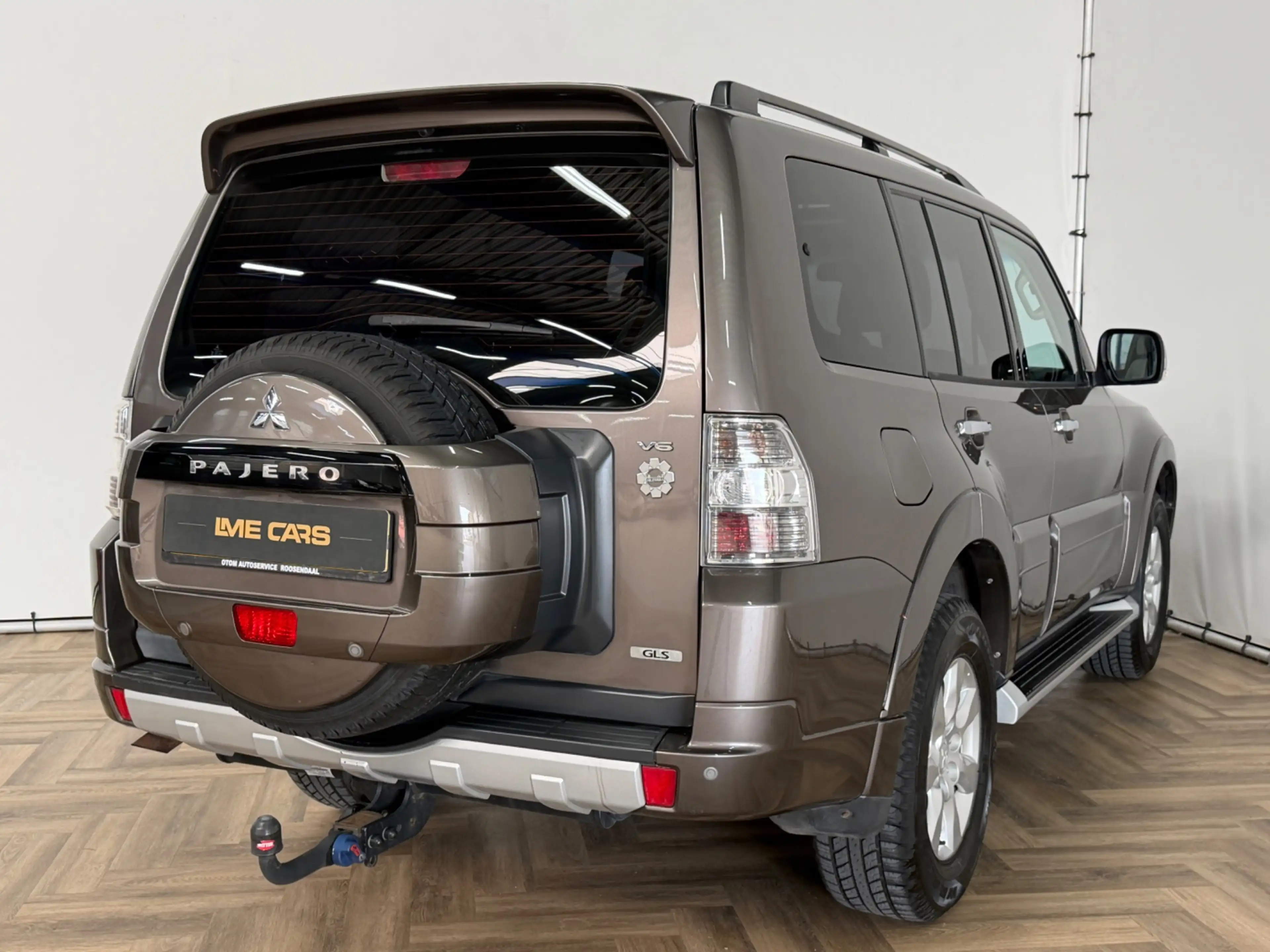 Mitsubishi Pajero 3.5 V6 GLS 7PERS|PANO|AUTOMAAT|INRUIL MOGELIJK| — photo 2