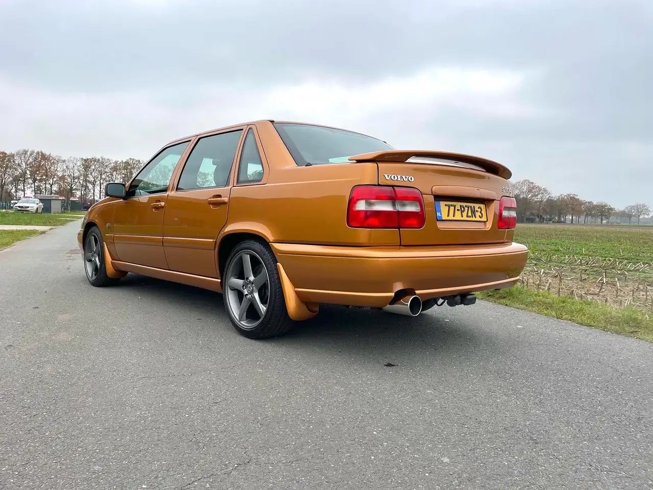 Volvo S70 R 2.3 T-5 Exclusive, foto 2