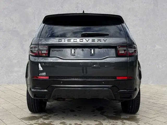 Land Rover Discovery Sport view 7