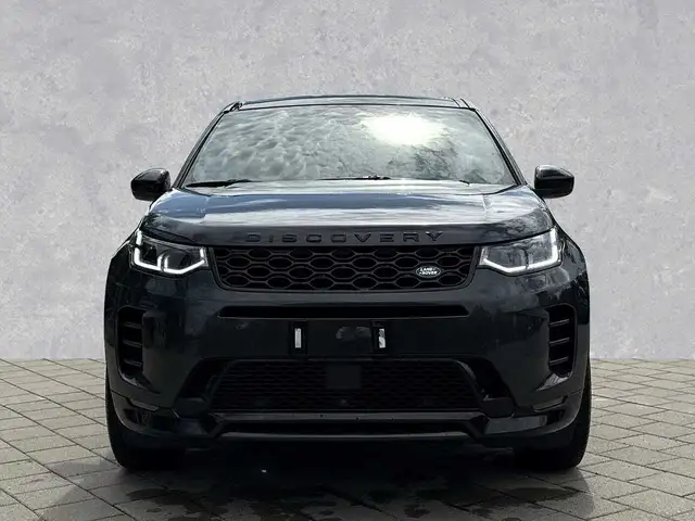 Land Rover Discovery Sport view 8