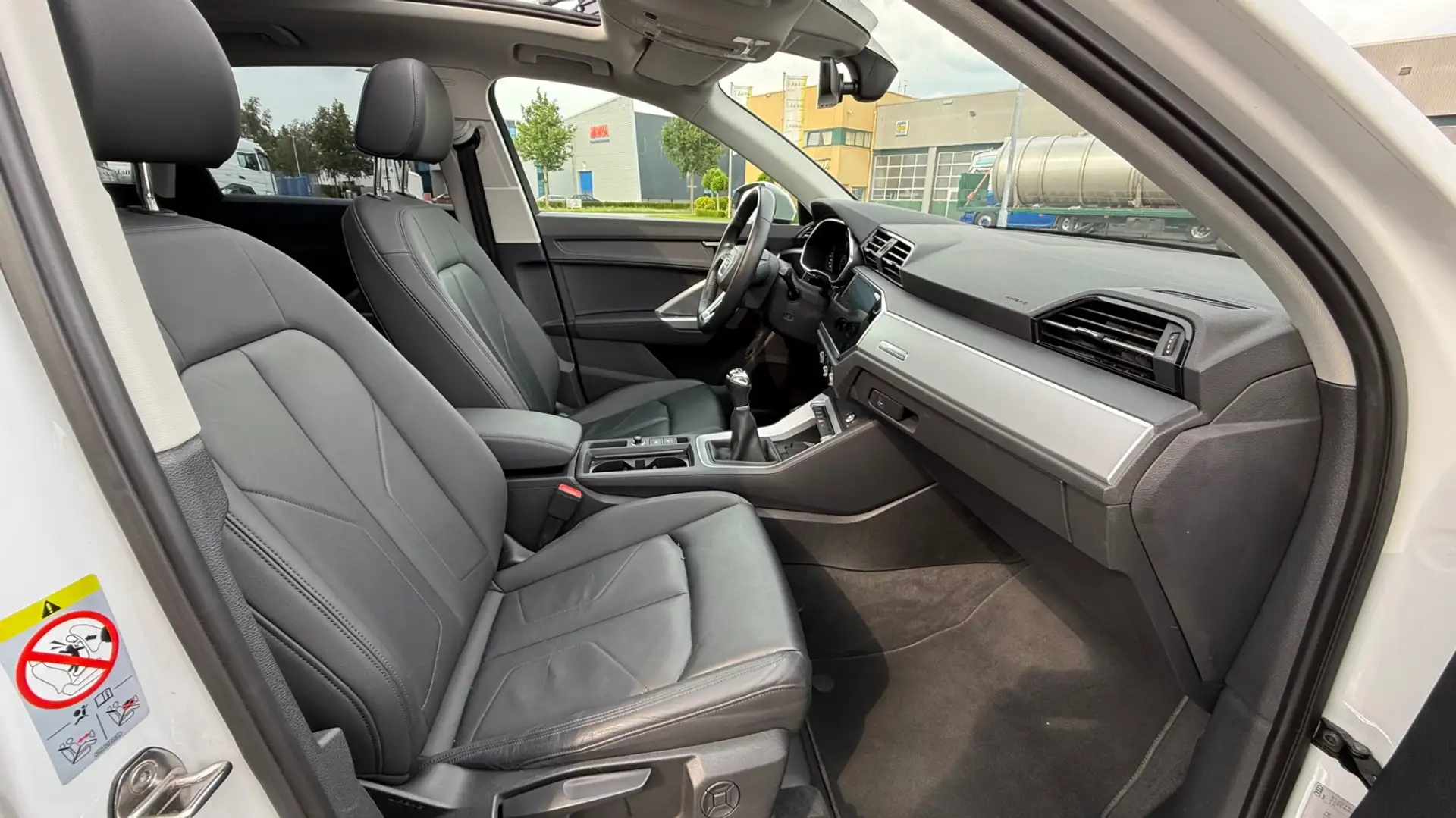 Audi Q3 35 TFSI Pro Line Blanc - 2