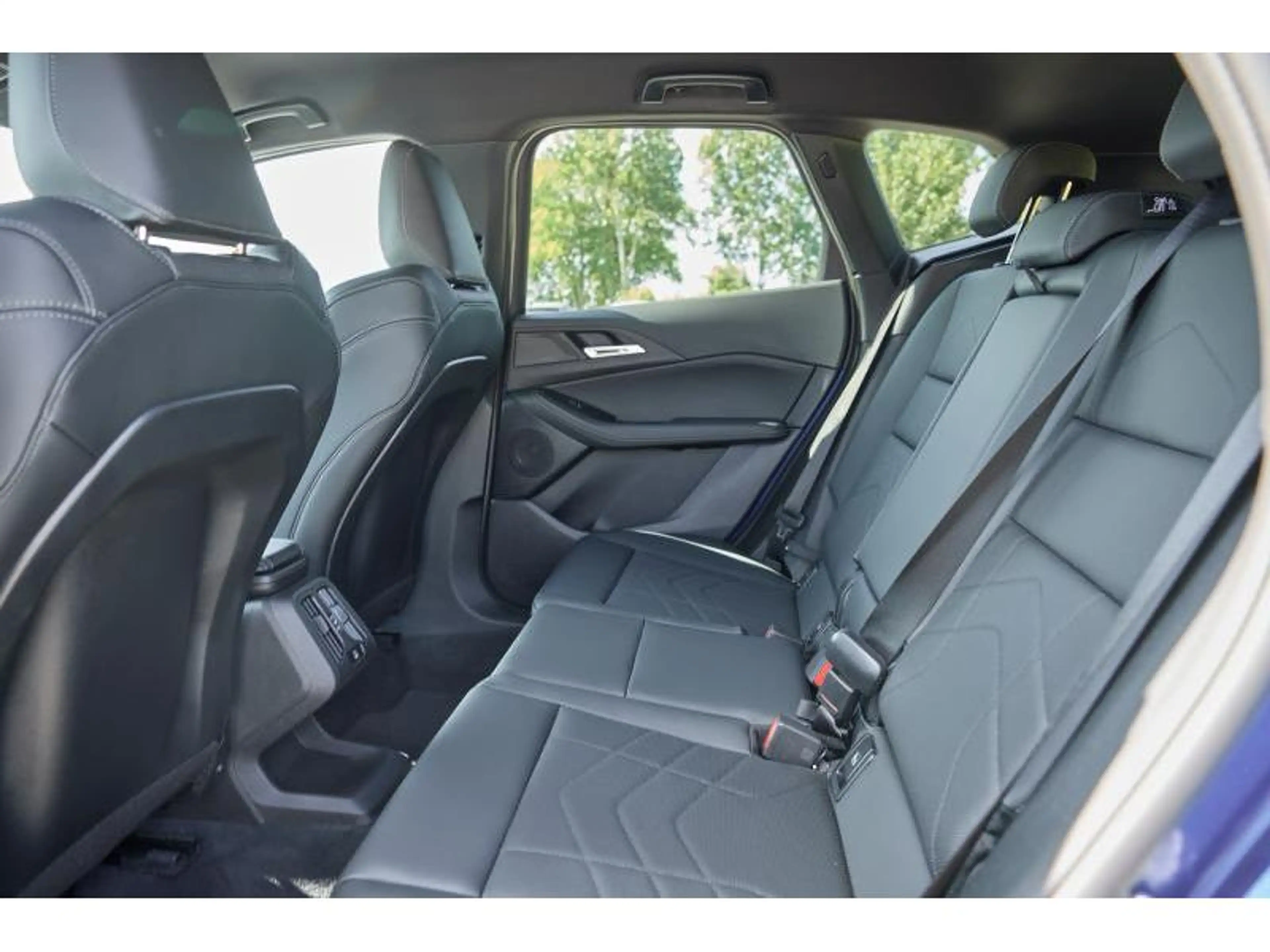 BMW 216 216i Active Tourer — photo 14