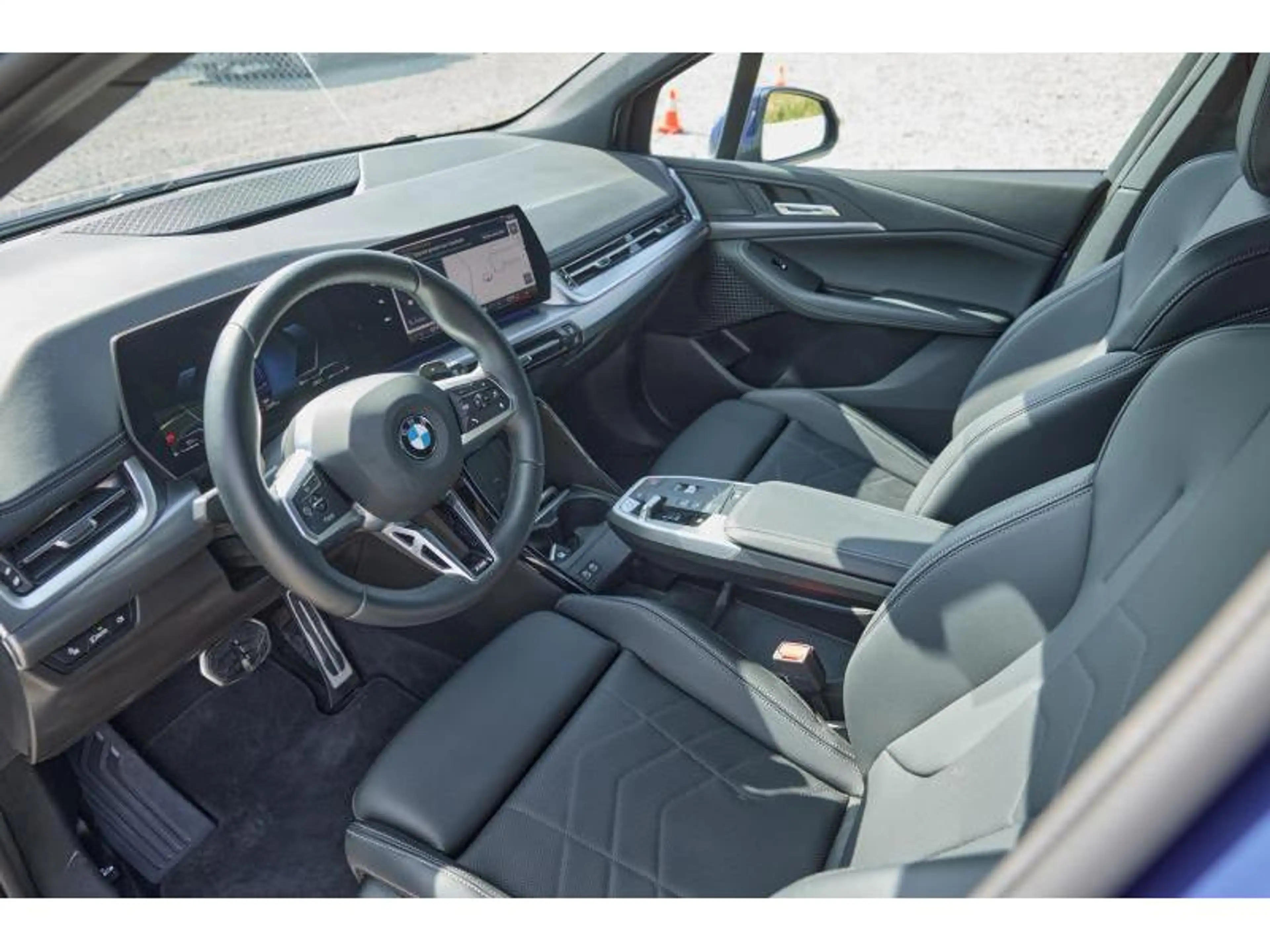 BMW 216 216i Active Tourer — photo 6