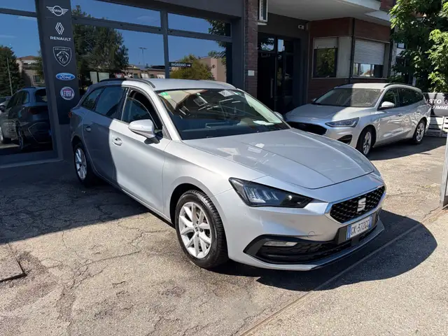 Seat Leon view 3