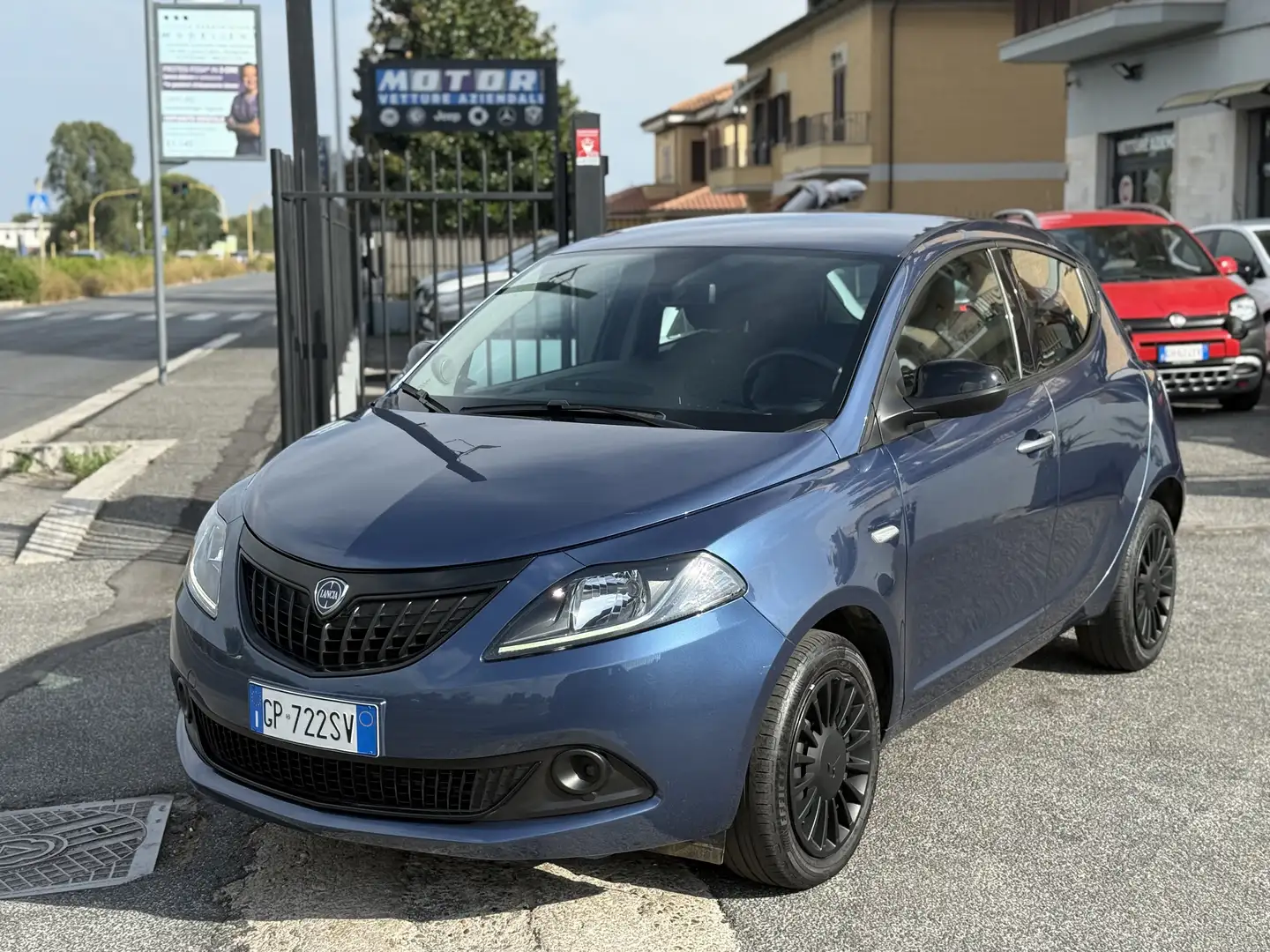 Lancia Ypsilon 1.0 FireFly 70cv Hybrid SILVER UFF. AZIENDALE Blu/Azzurro - 1