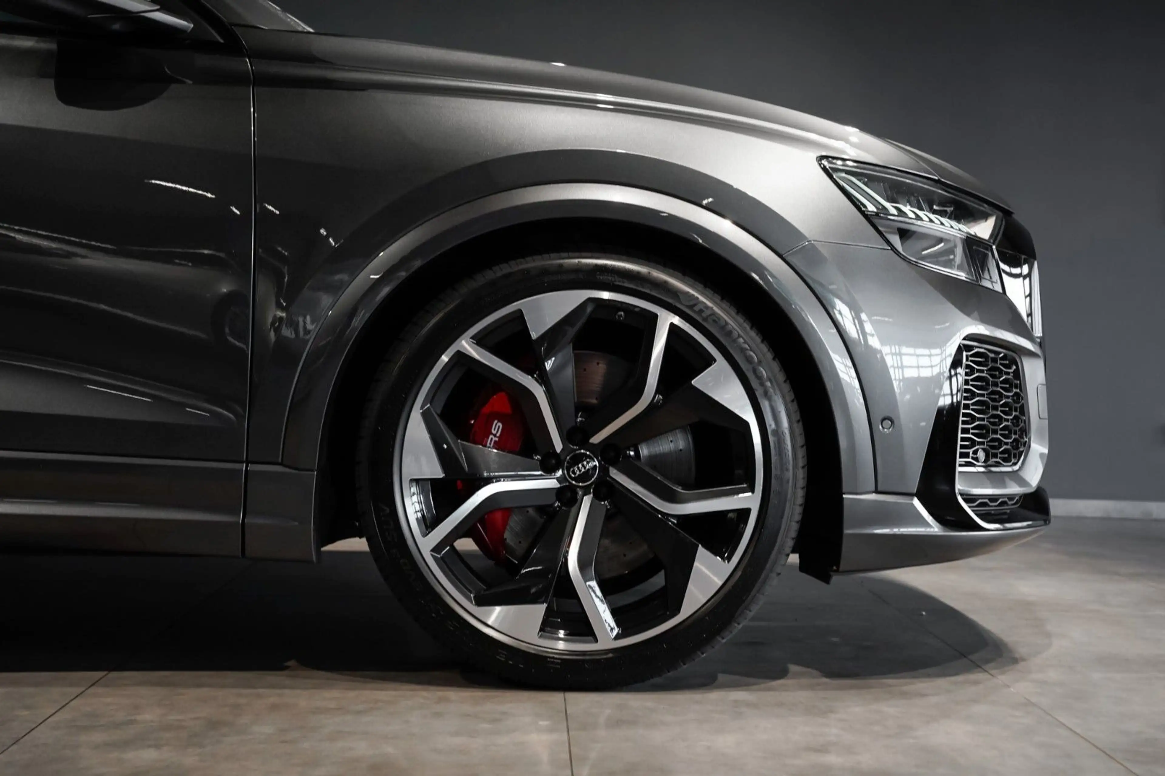 Audi RS Q8 4.0 TFSI- Pano-HuD-Softclose-360°-B&O-23' — photo 5