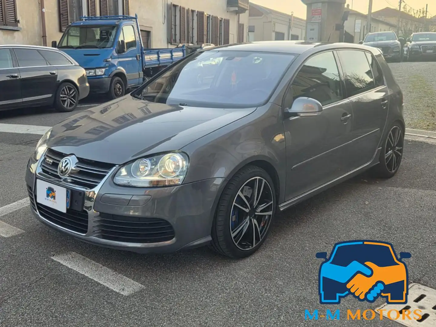 Volkswagen Golf 3.2 VR6 4mot. 5p. R32 Grigio - 1