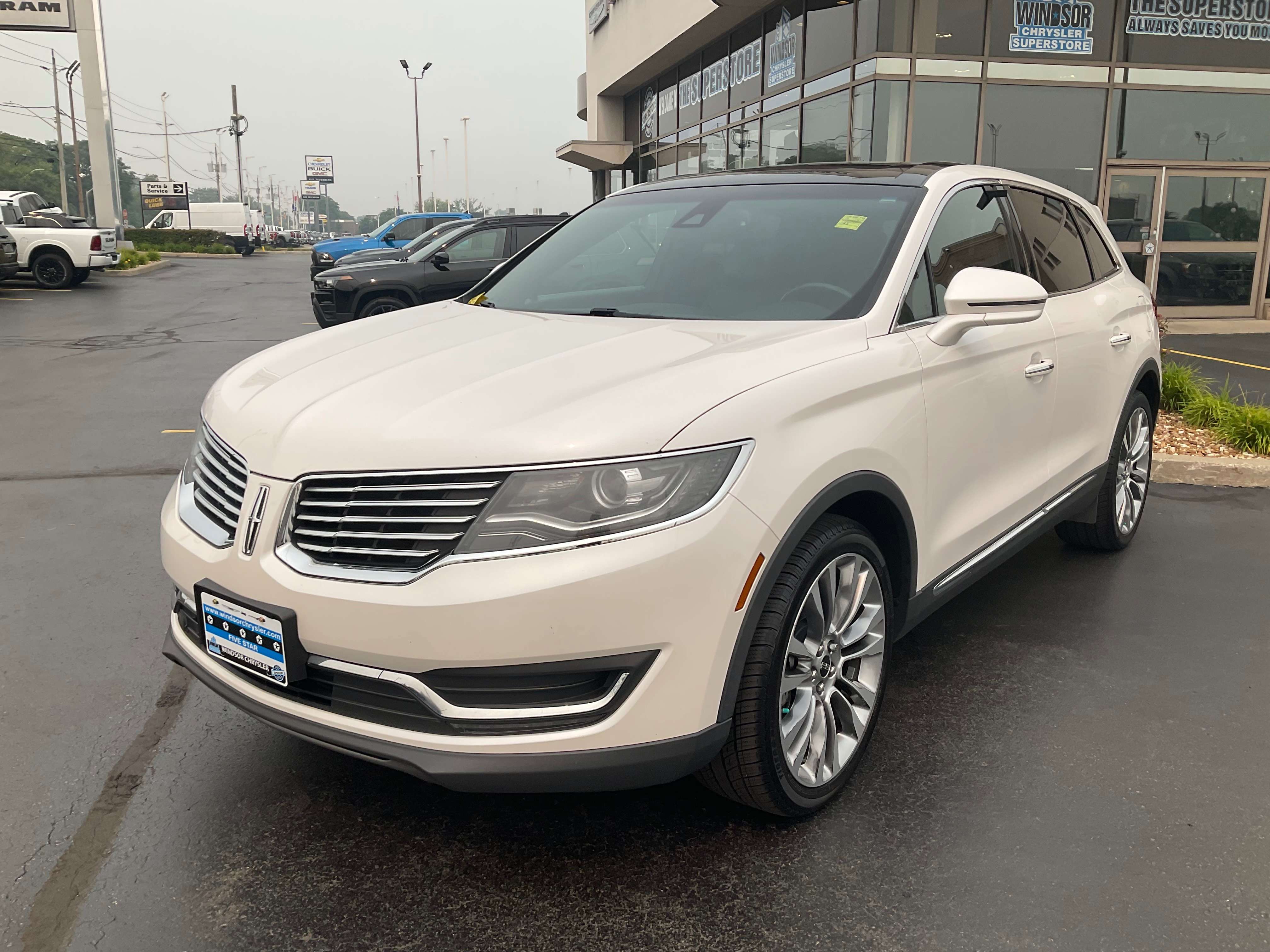 2016 Lincoln MKX SUV / Crossover All-Wheel Drive 6-Speed Automatic