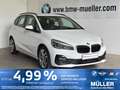 BMW 218 i Active Tourer Sport Line LED/NAV+/HUD/CAM Weiß - thumbnail 1