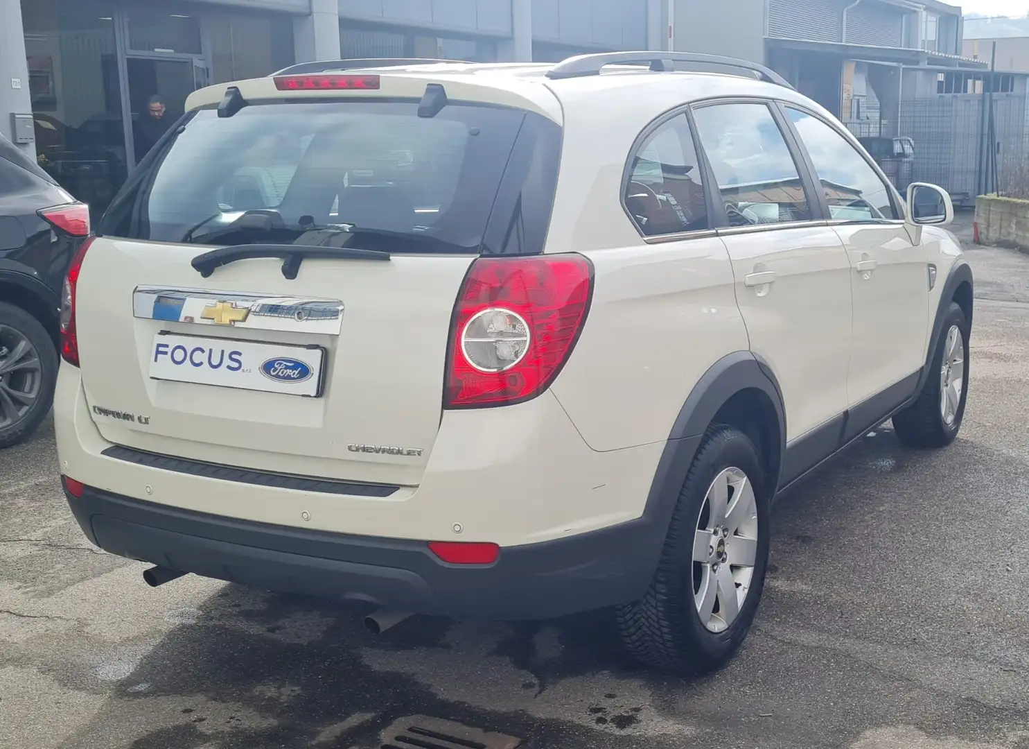 Chevrolet Captiva 2.0 vcdi 16v LTZ Unico Proprietario Bianco - 2