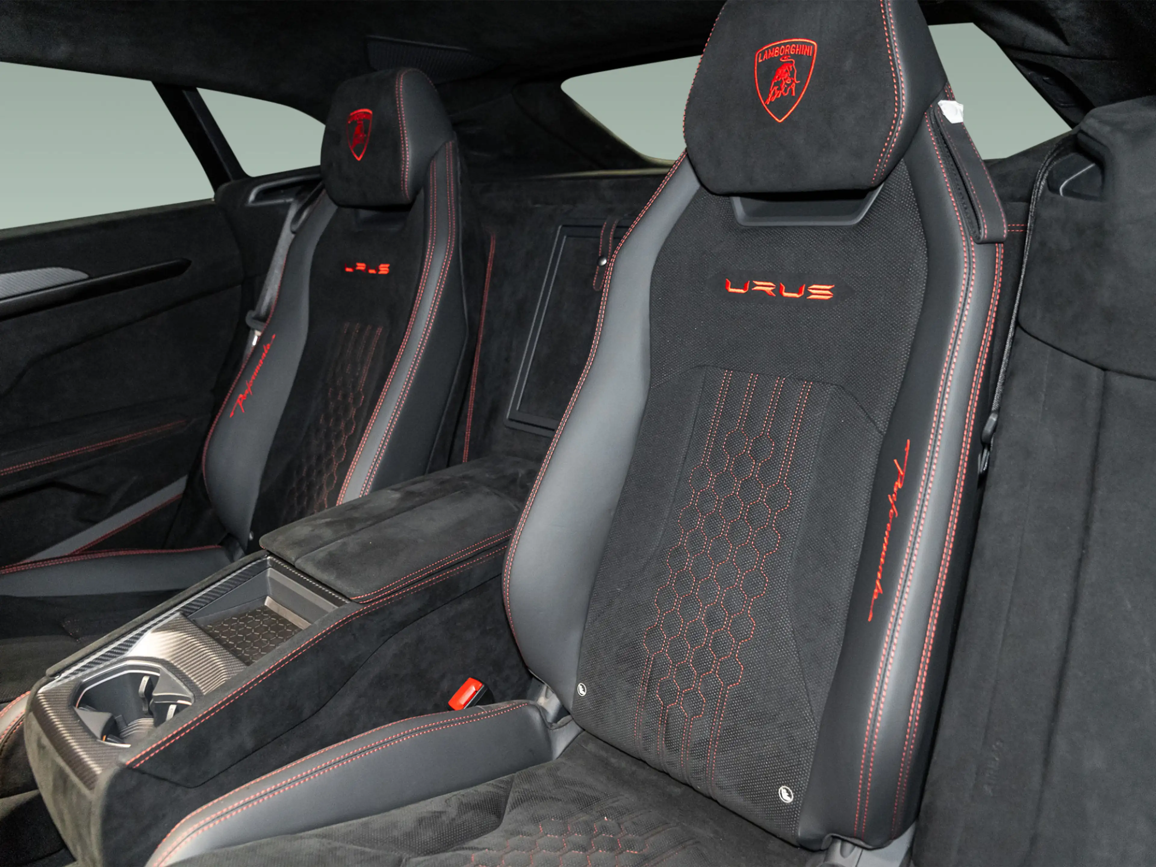 Lamborghini Urus Performante MY2024 — photo 8