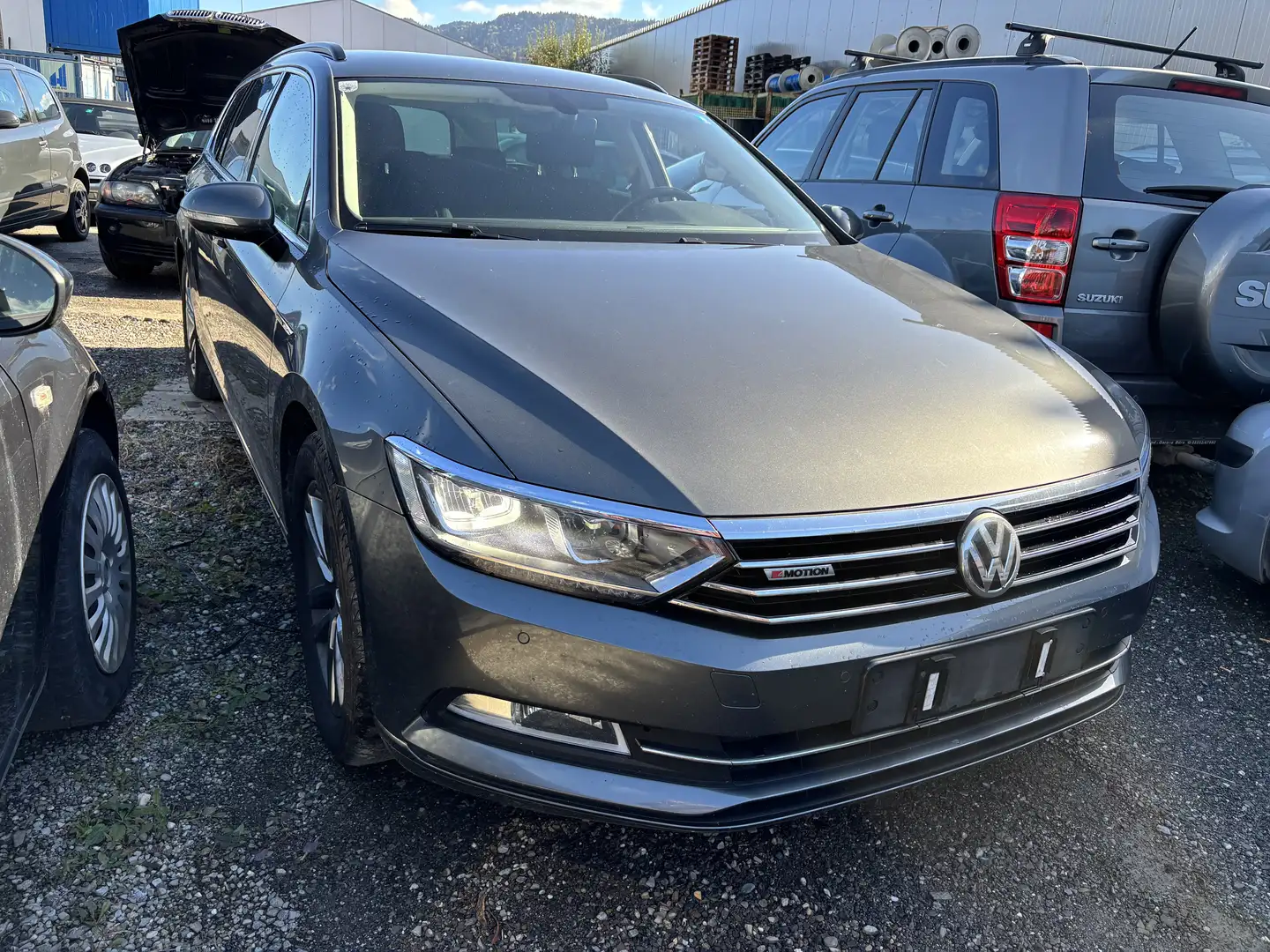 Volkswagen Passat Variant SCR Highline TDI 4Motion DSG - 2
