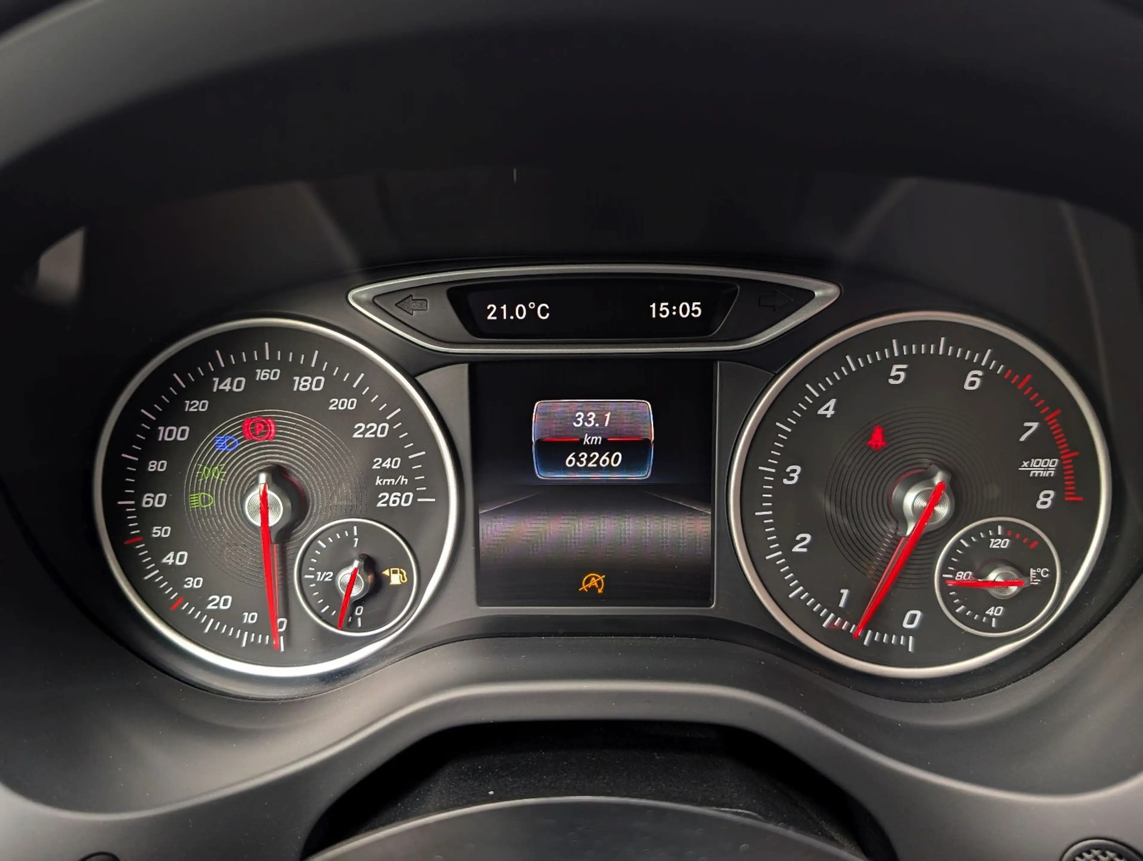 Mercedes-Benz A 160 STYLE 2017 nur63tKM Navi Sitzhei PDC Alu17 — photo 5