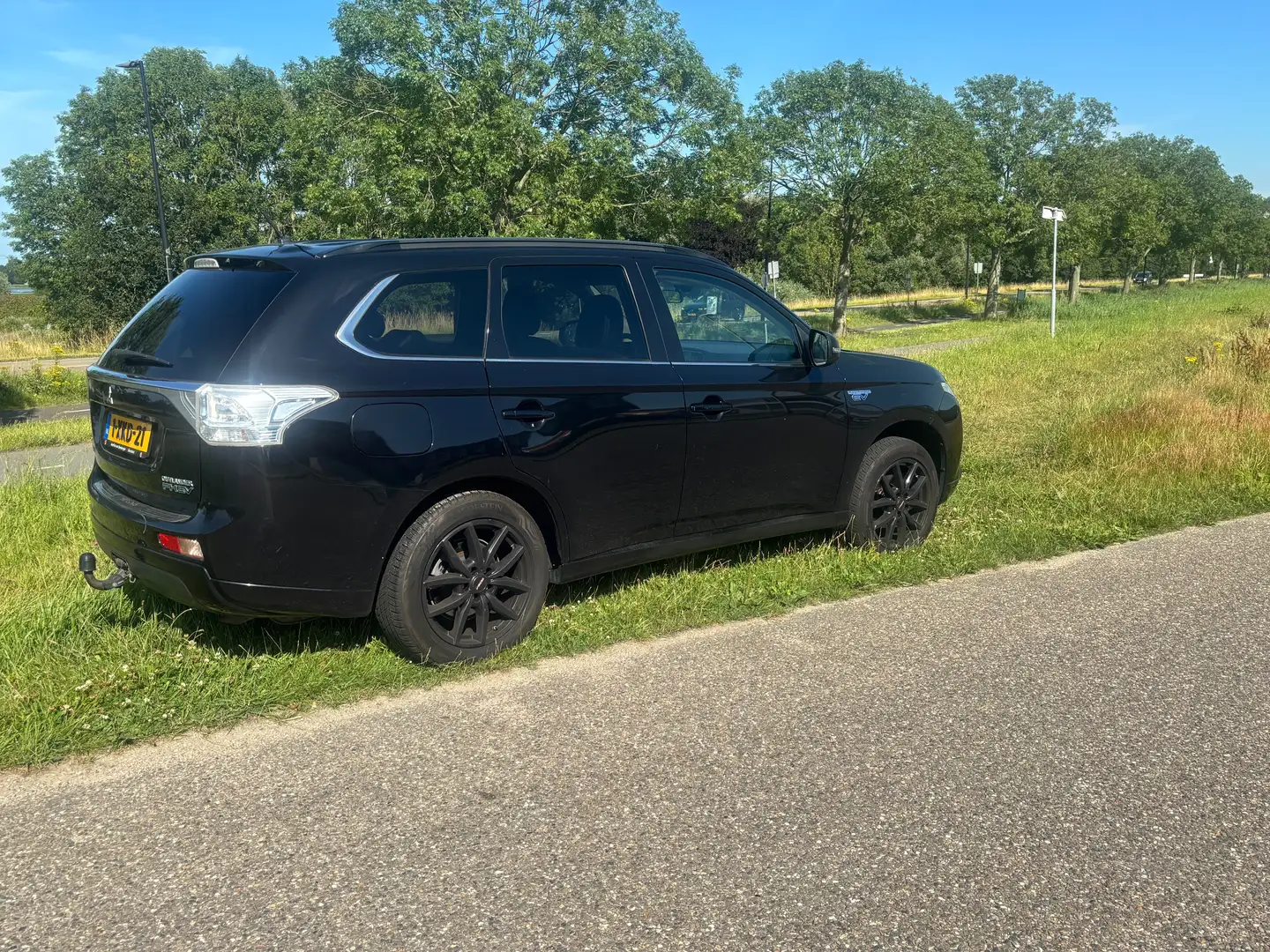 Mitsubishi Outlander Outlander 2.0 PHEV Business Ed Zwart - 1