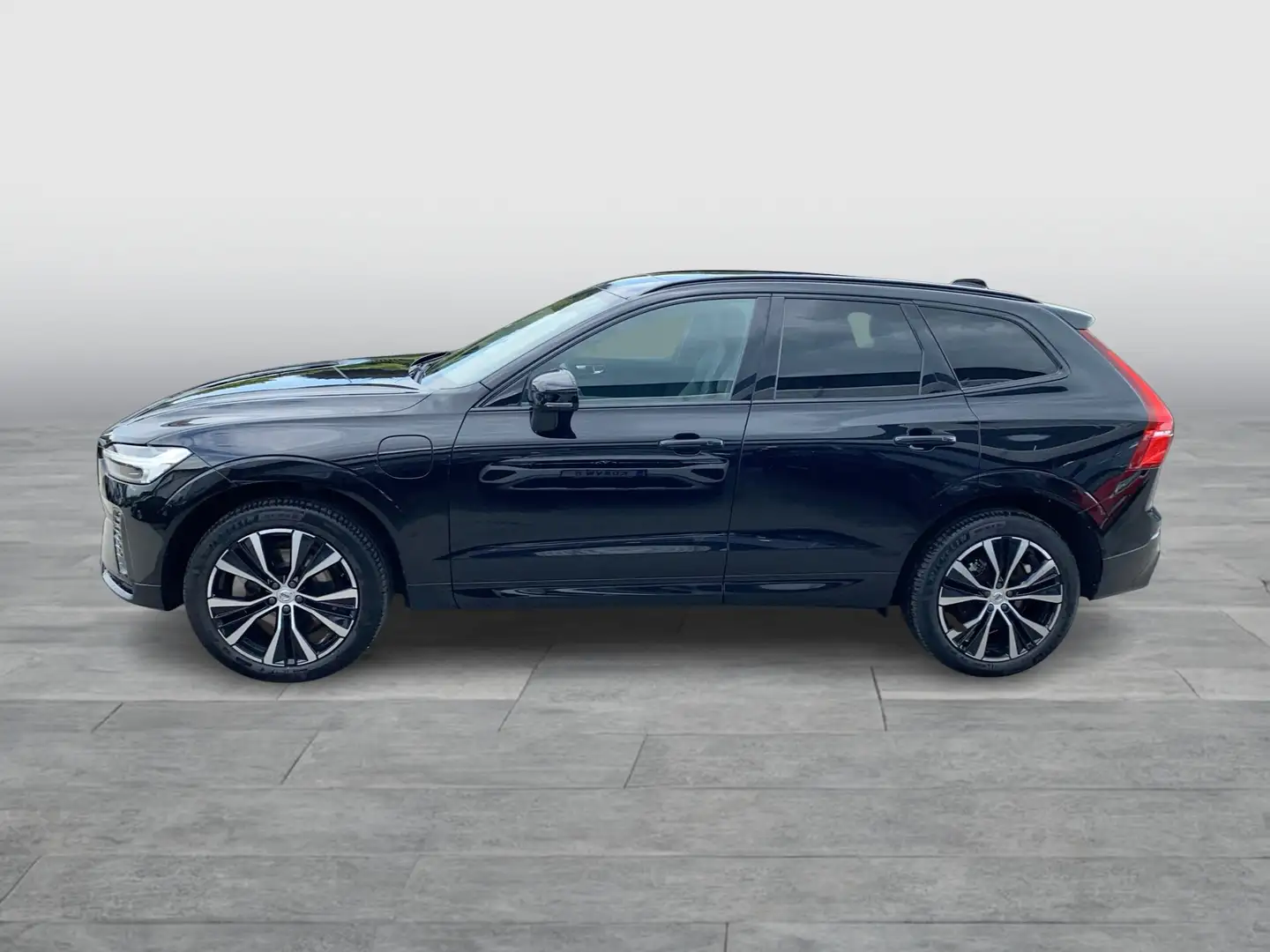 Volvo XC60 Plus Dark Recharge Plug-In Hybrid AWD Schwarz - 2