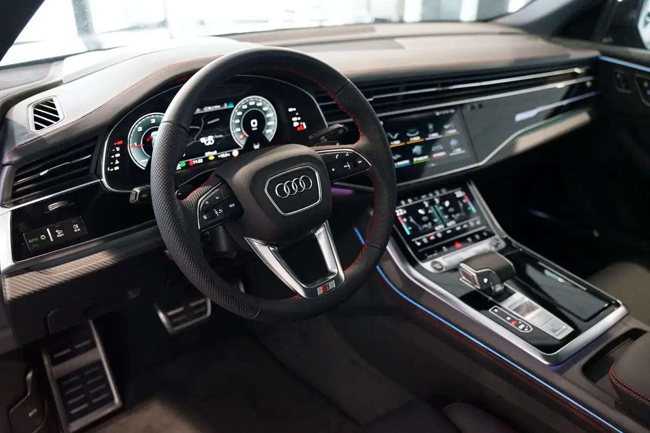 Audi Q8 50 TDI S line | Pano | HuD | Carbon | B&O 10