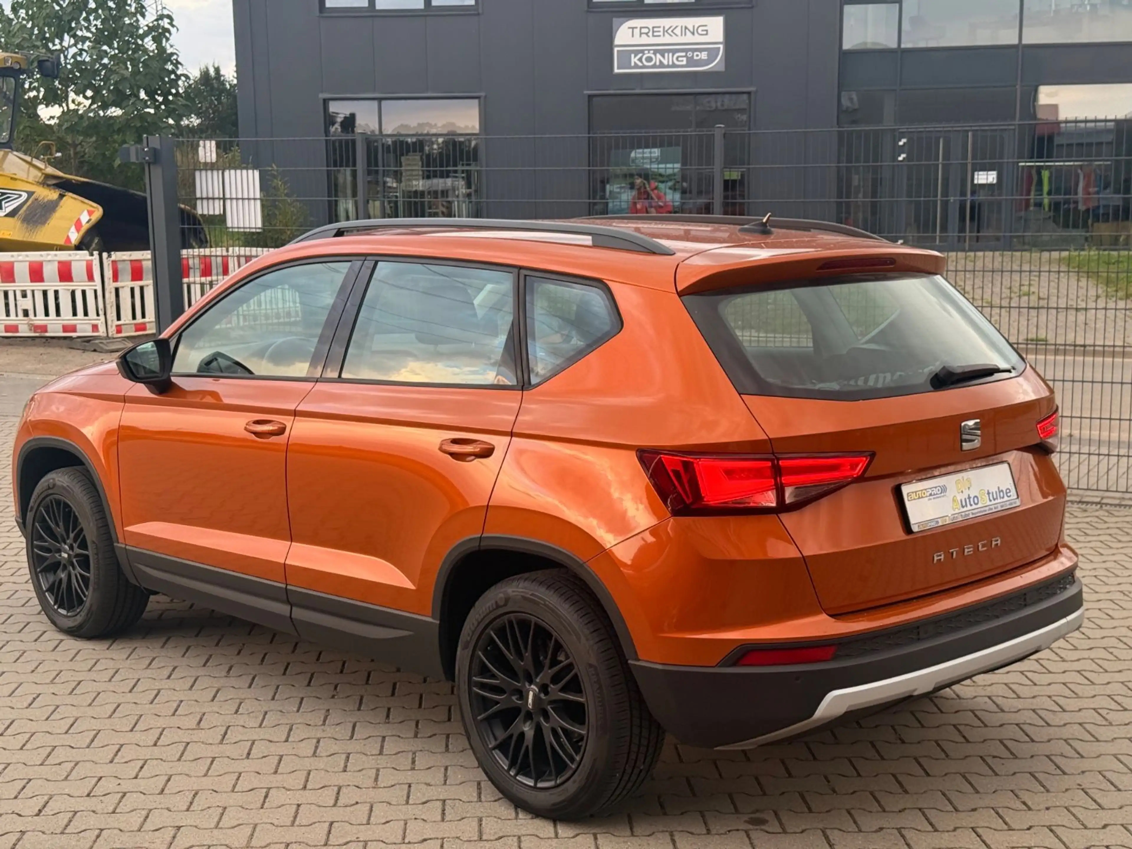 SEAT Ateca Style 1,4TSI/1.Hd/Navi/Led/S-Heft/Alcantar — photo 6