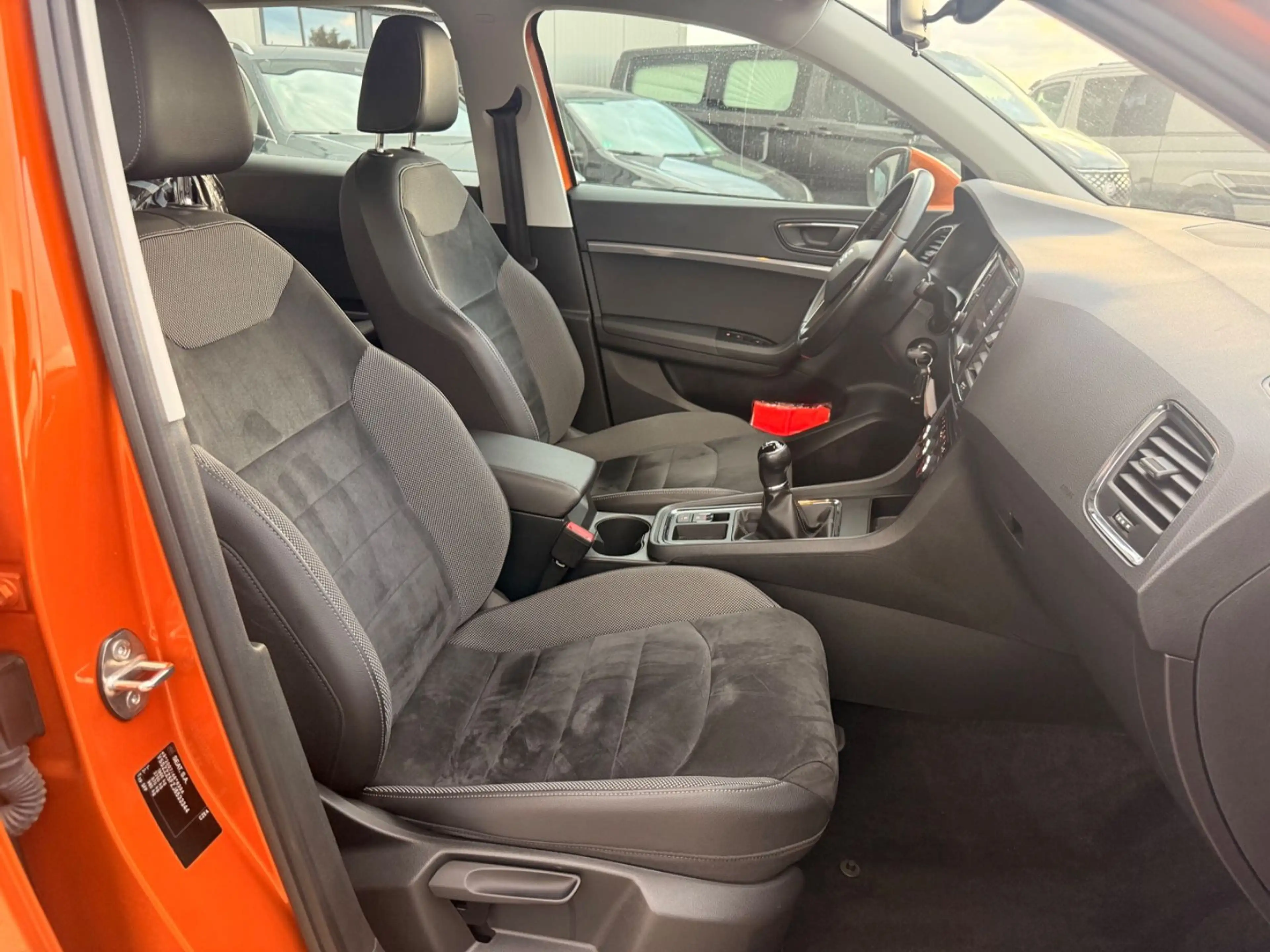 SEAT Ateca Style 1,4TSI/1.Hd/Navi/Led/S-Heft/Alcantar — photo 13