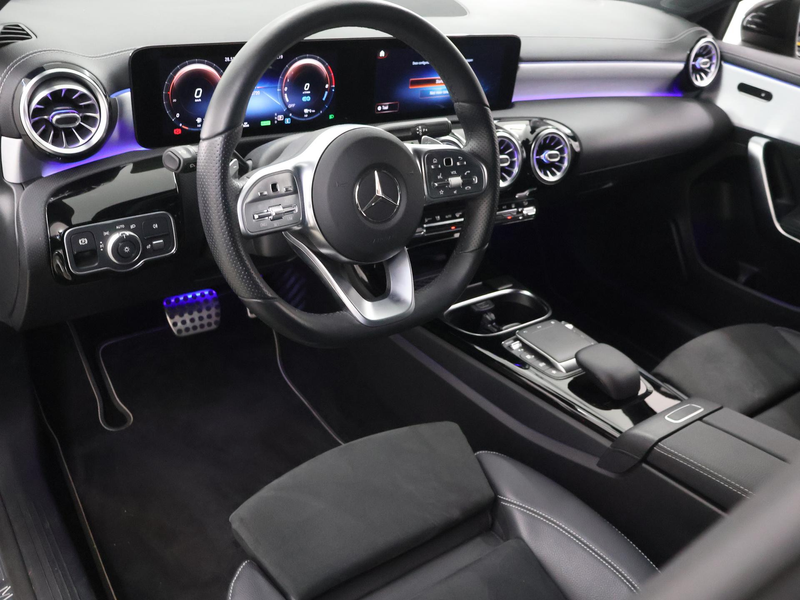 Mercedes-Benz A 250 e Business Solution AMG Limited | Night | Widescre — photo 7