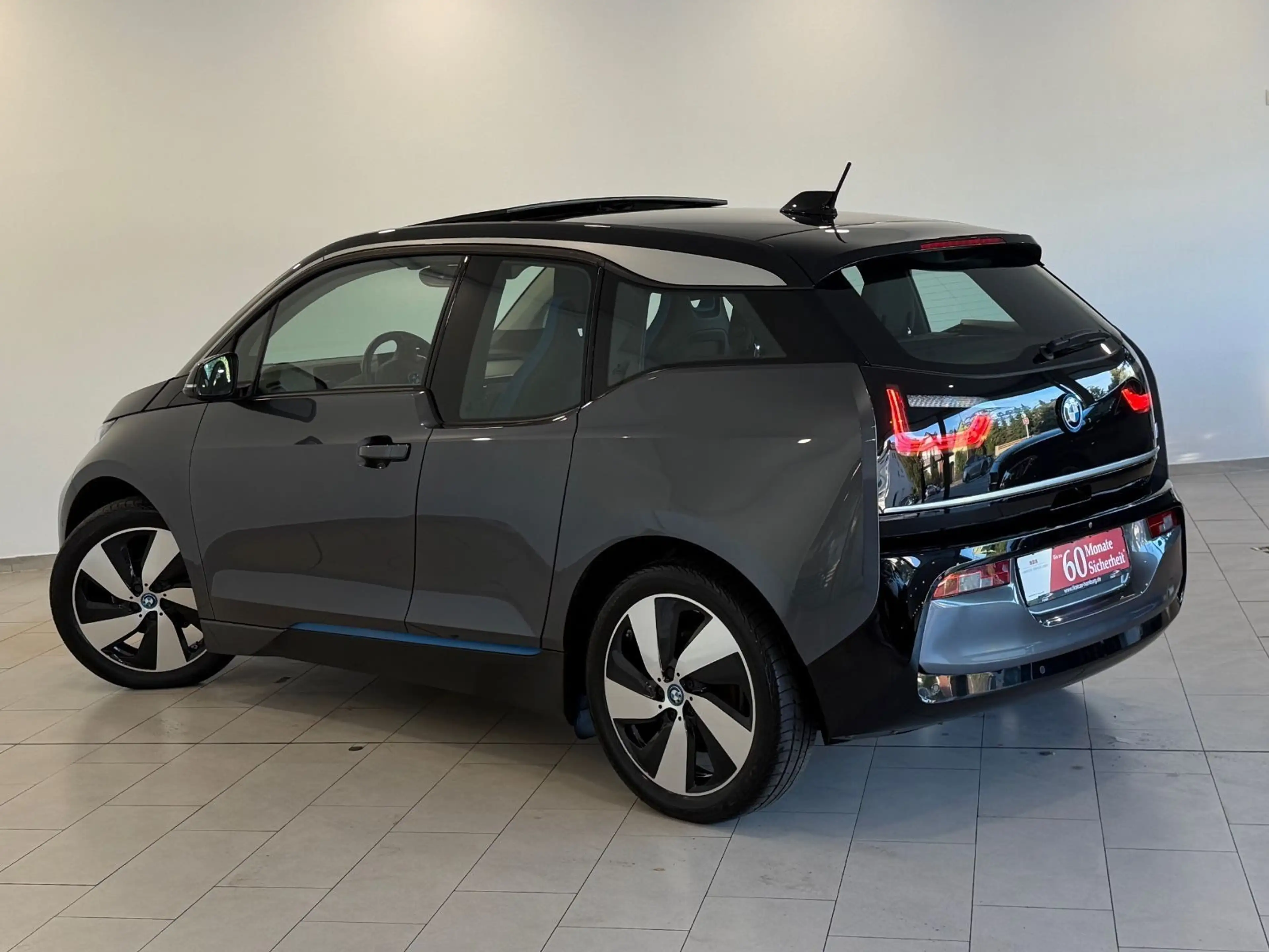 BMW i3 s 120Ah Sport-Paket|PANO|KAMERA|NAVI|1-HAND| — photo 3