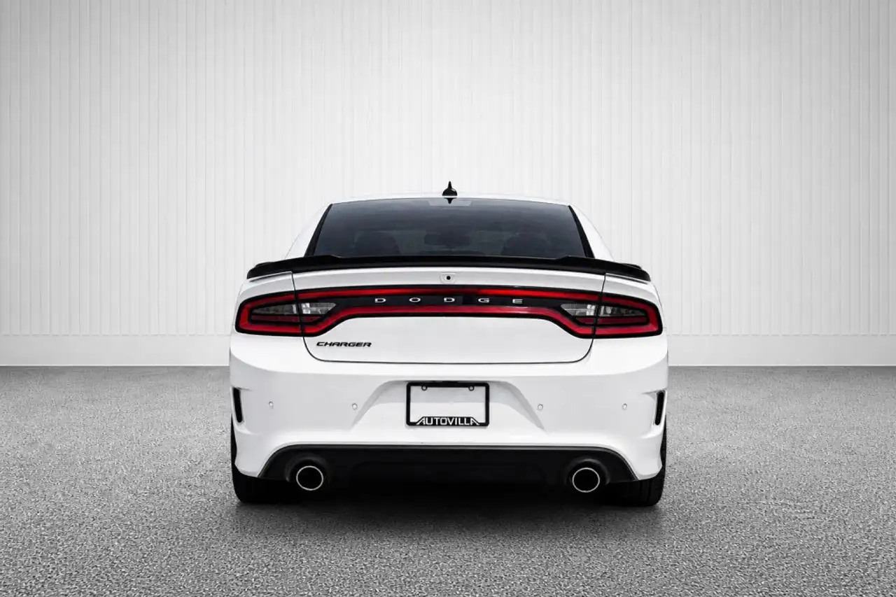 Dodge Charger снимка Dodge Charger