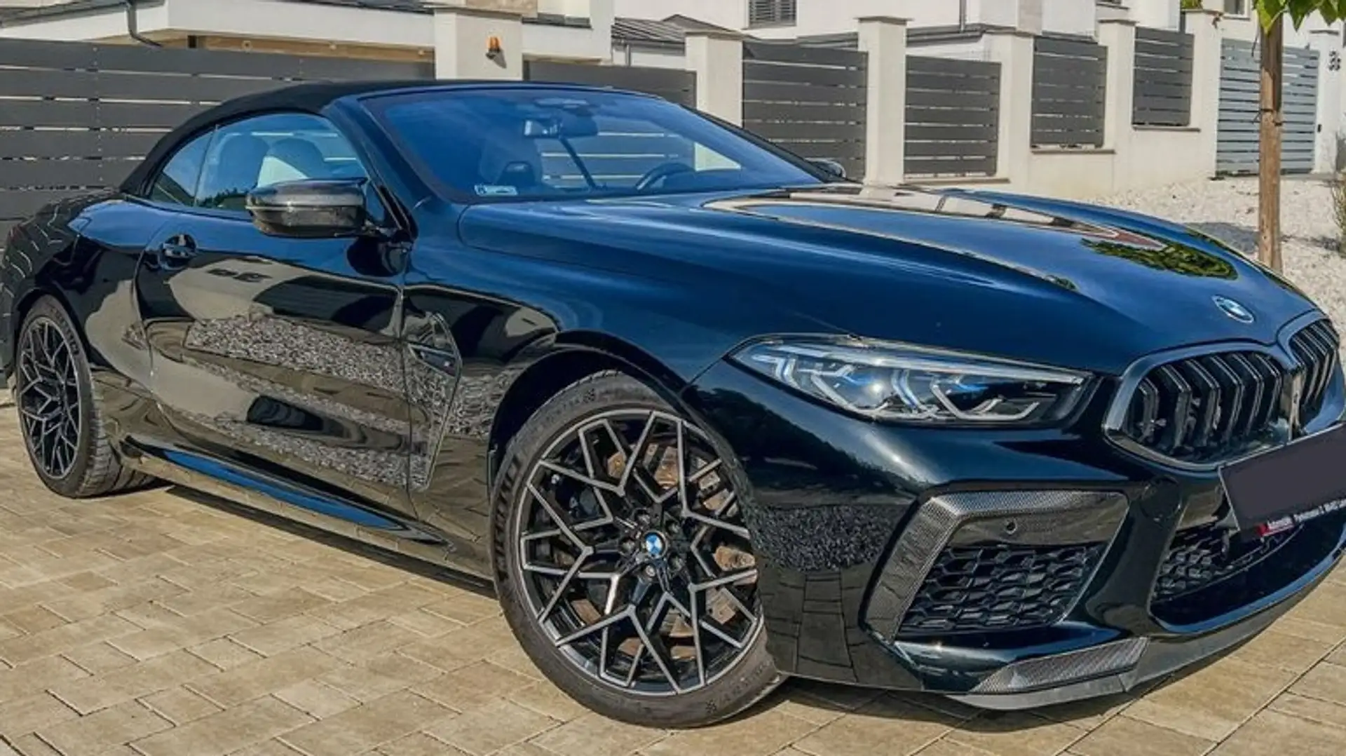 BMW M8 Competition Cabrio Černá - 2