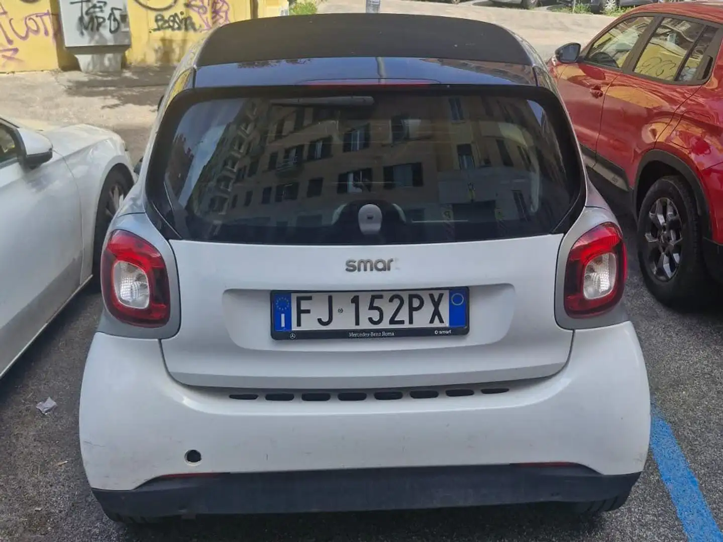 smart forTwo Fortwo III 2015 1.0 Youngster 71cv twinamic Bianco - 1