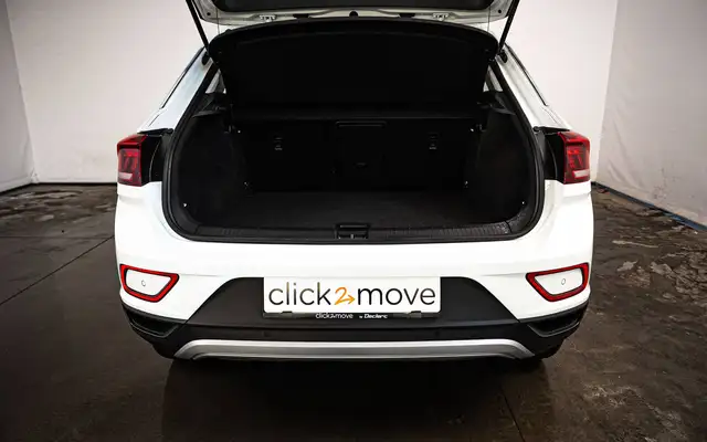 Volkswagen T-Roc view 6