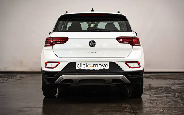 Volkswagen T-Roc view 4
