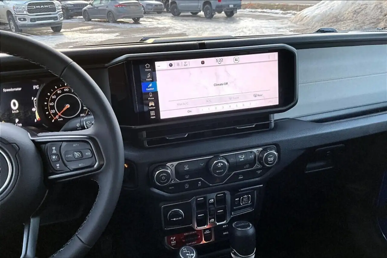 Jeep Gladiator photo Jeep Gladiator