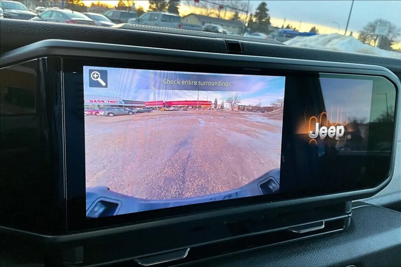 Jeep Gladiator photo Jeep Gladiator