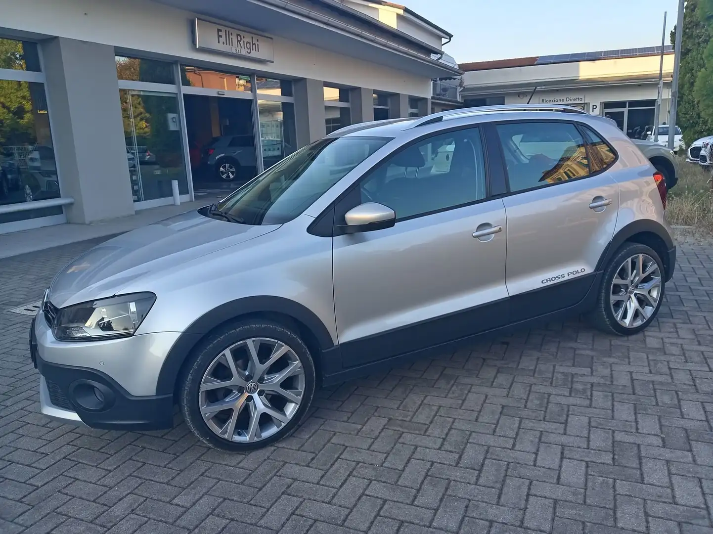 Volkswagen Polo Polo Cross 1.4 TDI BlueMotion Technology Argento - 1