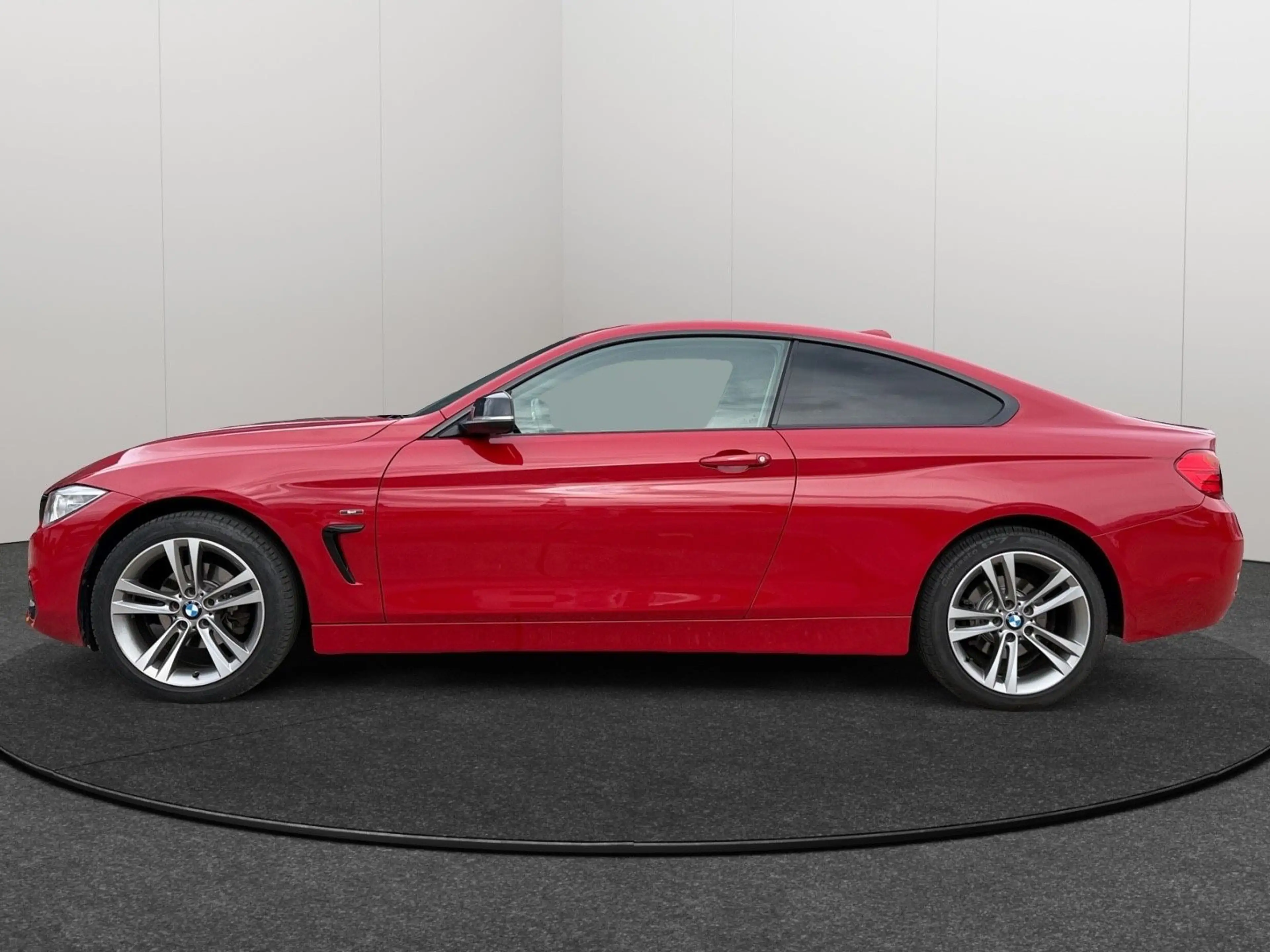BMW 420 i Coupe xDrive Sport Line/LED/AHK/Garantie — photo 4