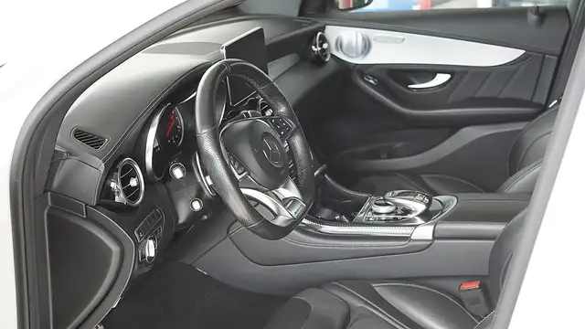 Mercedes-Benz GLC 63 AMG Coupé 4MATIC+ Ansicht 10