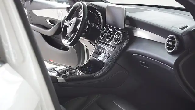 Mercedes-Benz GLC 63 AMG Coupé 4MATIC+ Ansicht 28