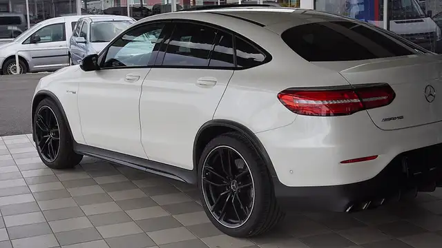 Mercedes-Benz GLC 63 AMG Coupé 4MATIC+ Ansicht 18
