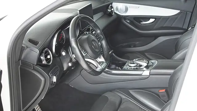 Mercedes-Benz GLC 63 AMG Coupé 4MATIC+ Ansicht 15