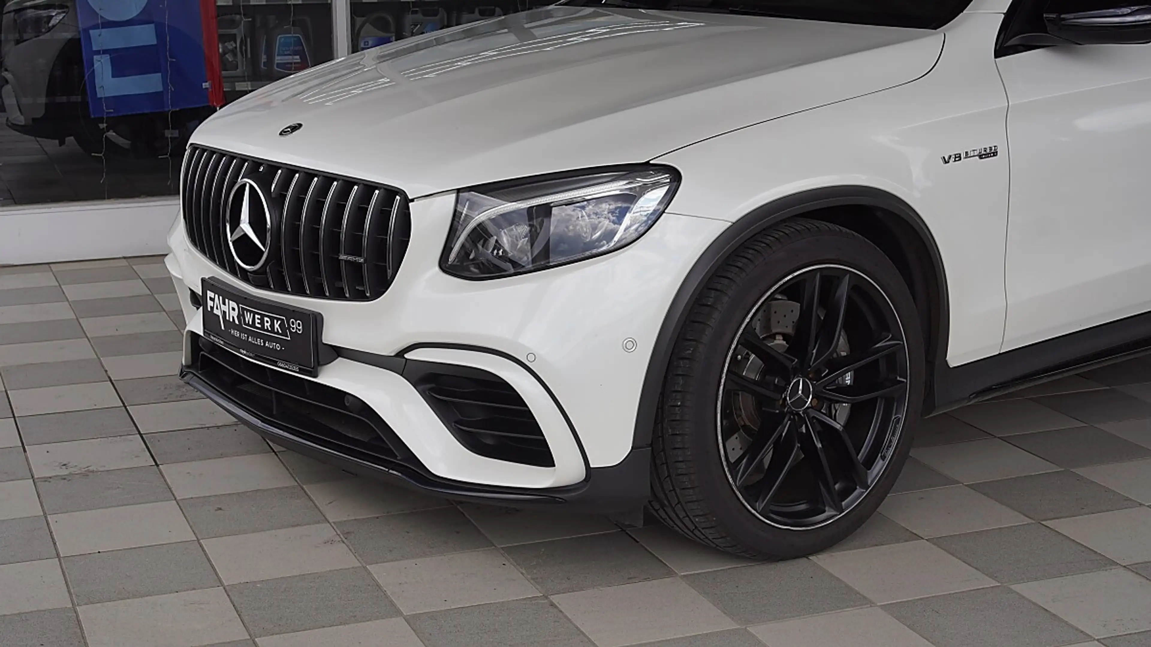 Mercedes-Benz GLC 63 AMG Coupé 4MATIC+ — photo 13