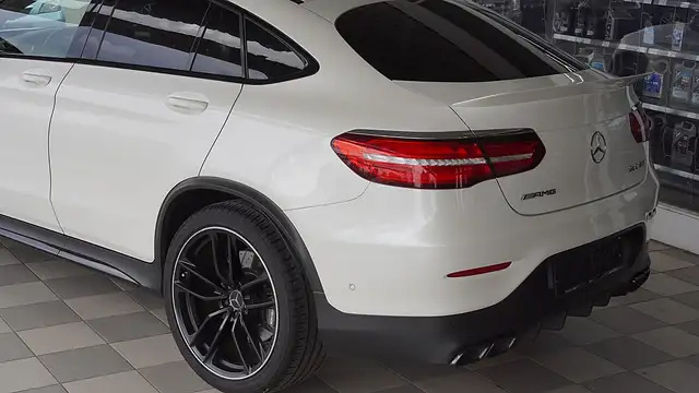 Mercedes-Benz GLC 63 AMG Coupé 4MATIC+ Ansicht 14